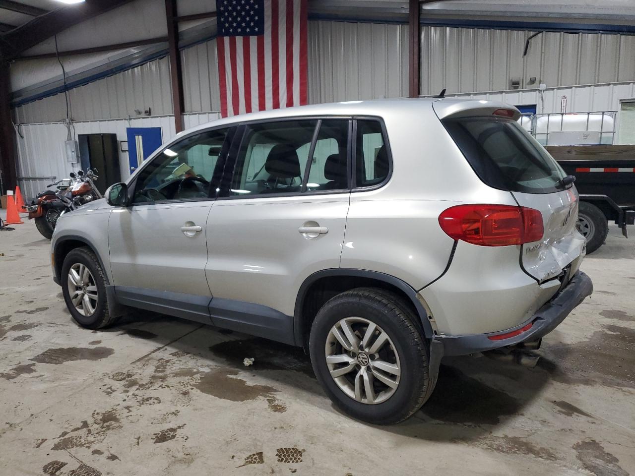 2013 Volkswagen Tiguan S Silver vin: WVGBV3AX6DW599816