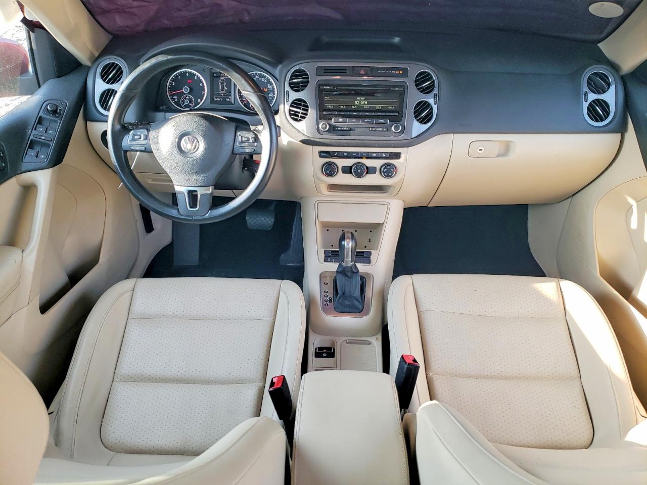 2014 Volkswagen Tiguan S Красный vin: WVGBV3AX6EW045984