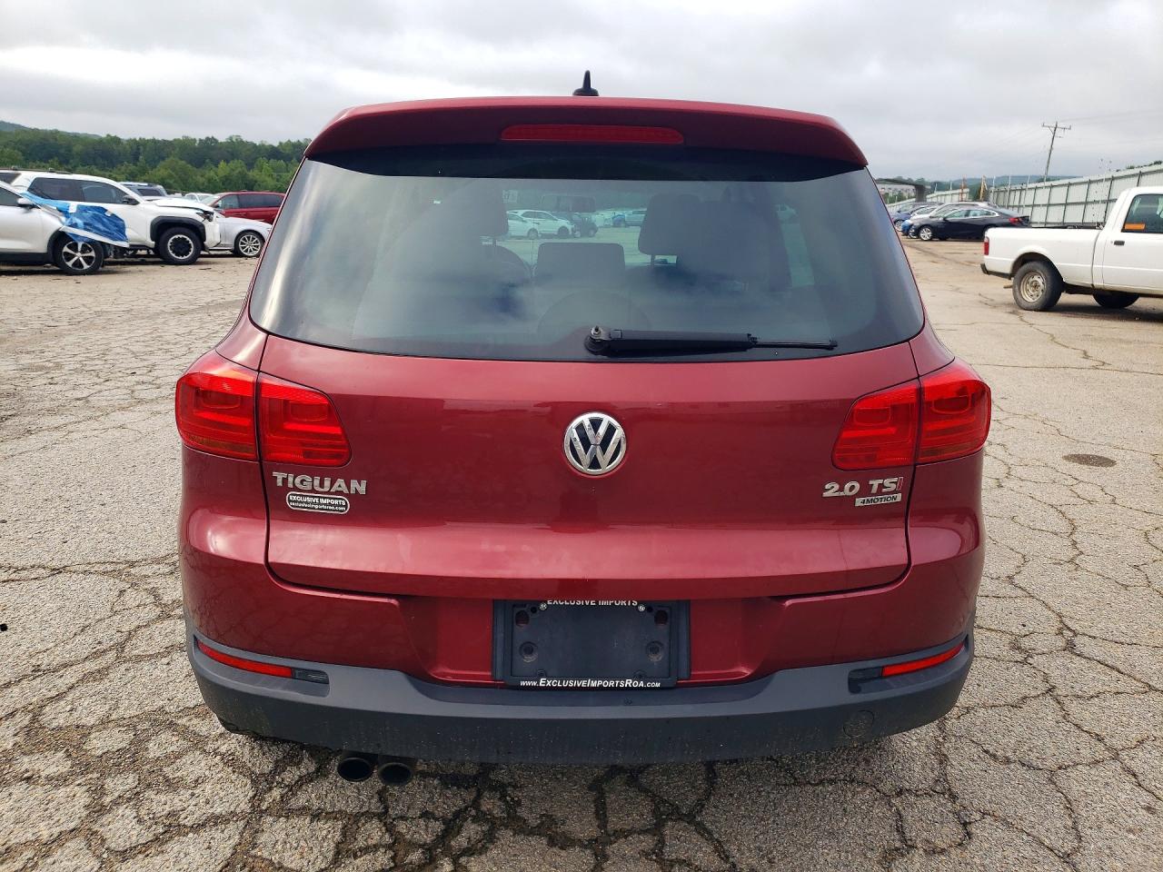 2014 Volkswagen Tiguan S Red vin: WVGBV3AX6EW066074