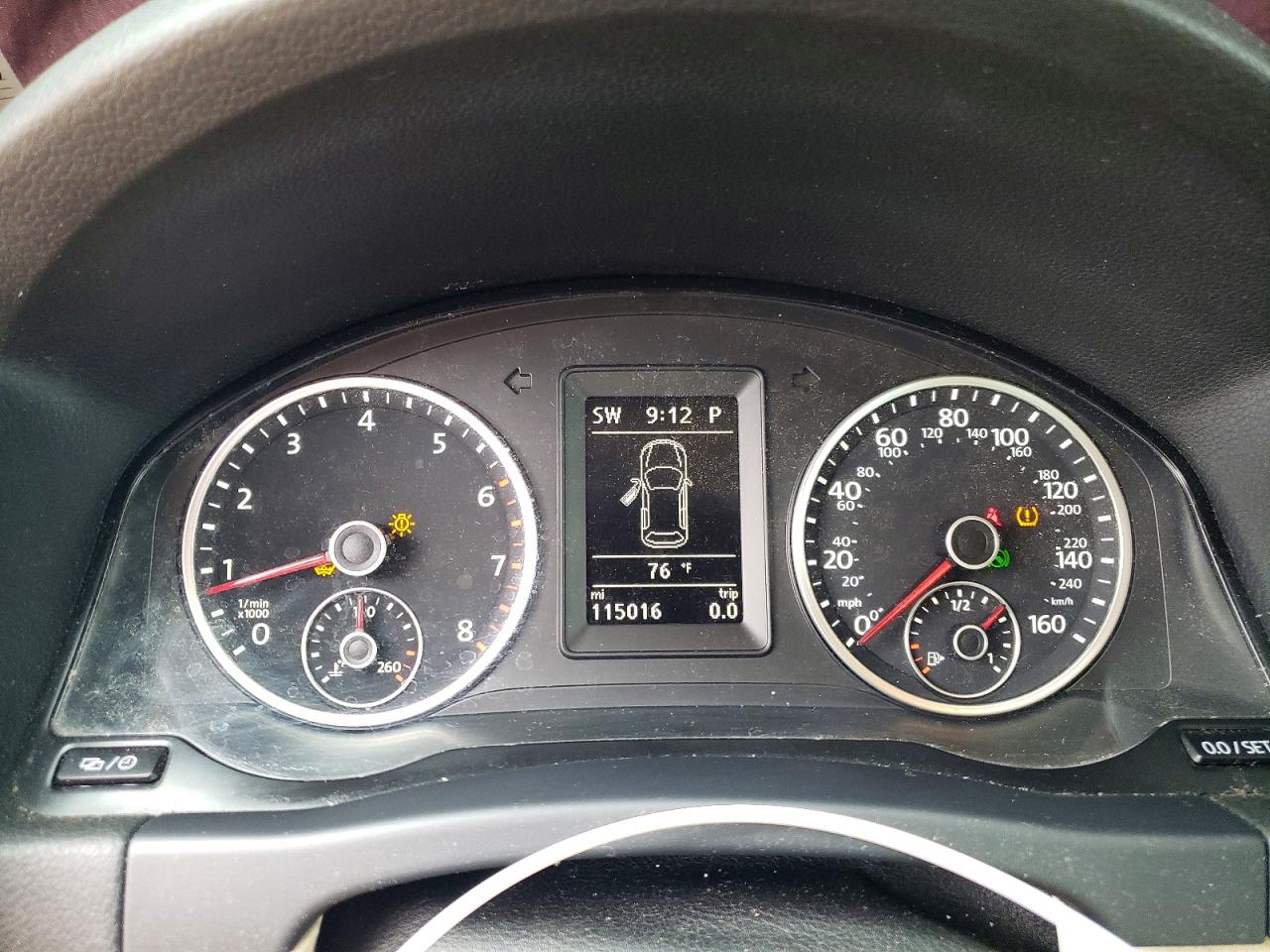 2014 Volkswagen Tiguan S Red vin: WVGBV3AX6EW066074