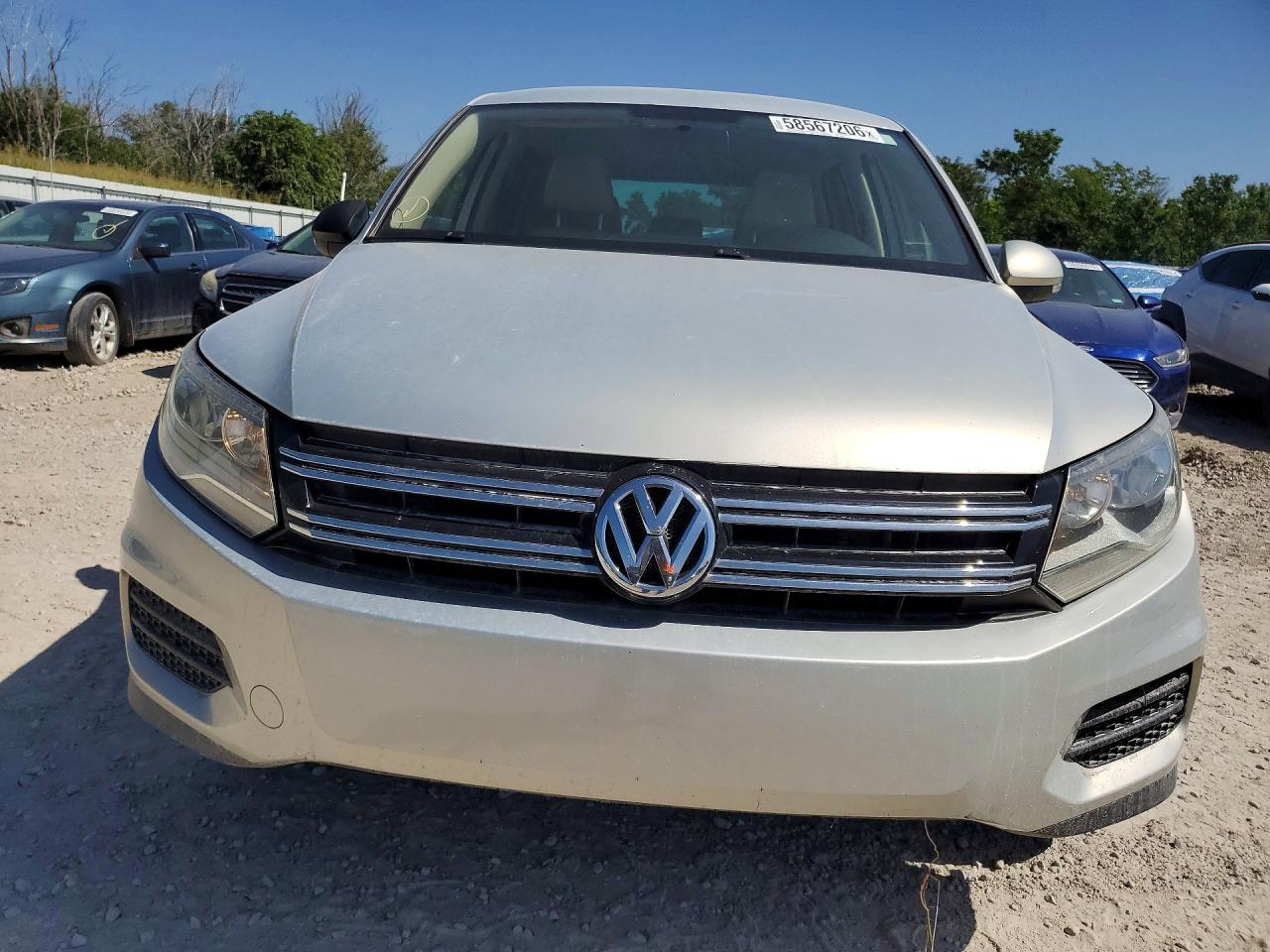 2014 Volkswagen Tiguan S Two Tone vin: WVGBV3AX6EW543750