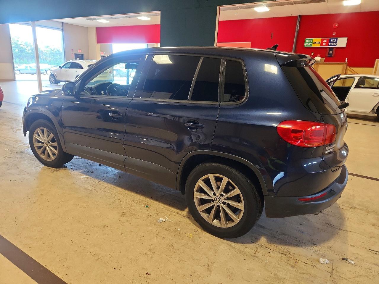 2014 Volkswagen Tiguan S Blue vin: WVGBV3AX6EW555476