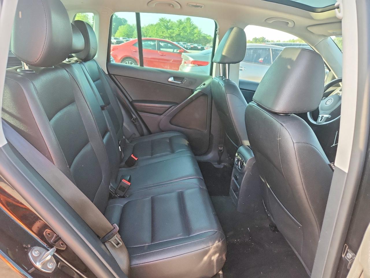 2013 Volkswagen Tiguan S Black vin: WVGBV3AX7DW596696