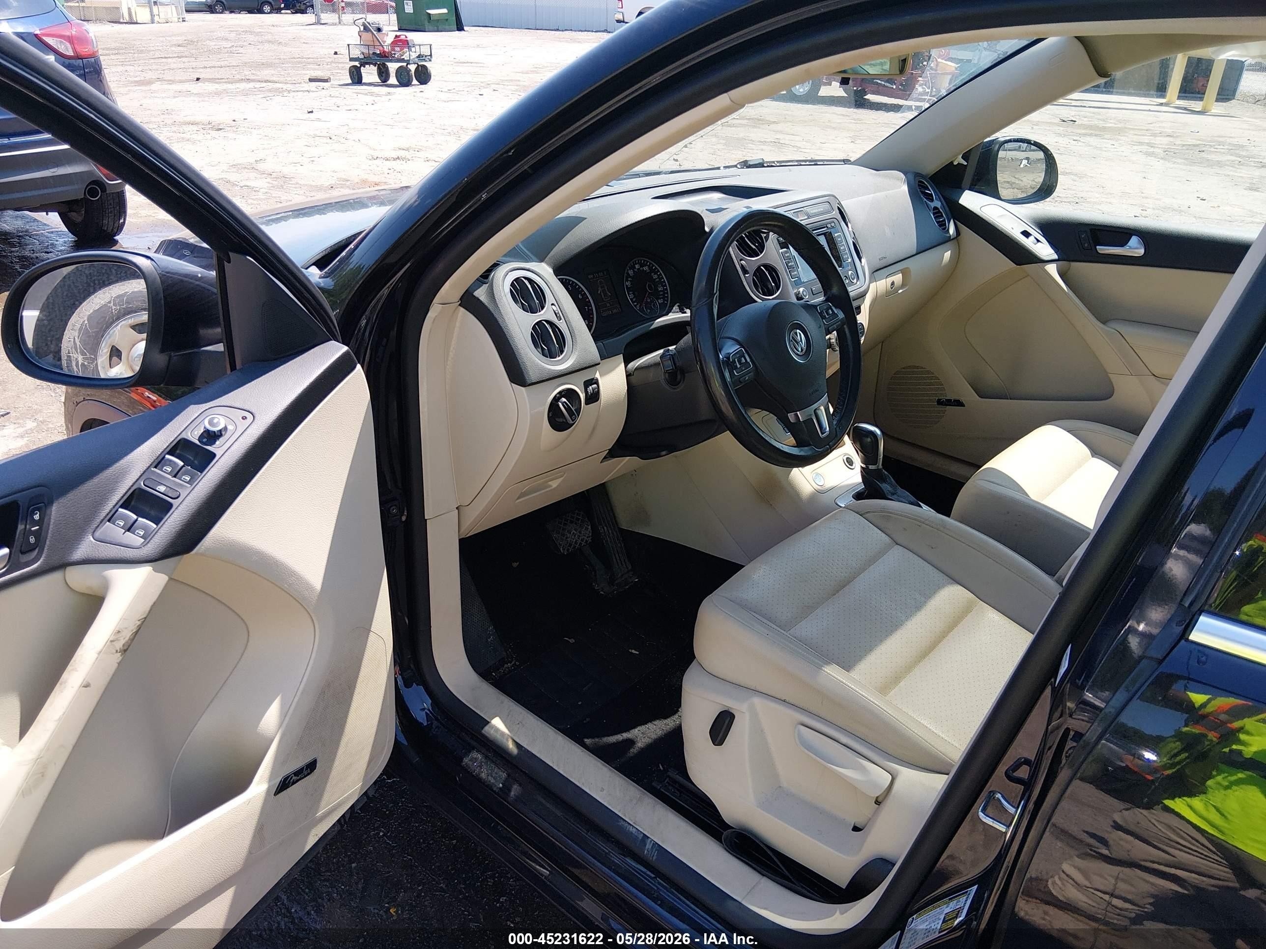 2014 Volkswagen Tiguan Sel Черный vin: WVGBV3AX7EW549282