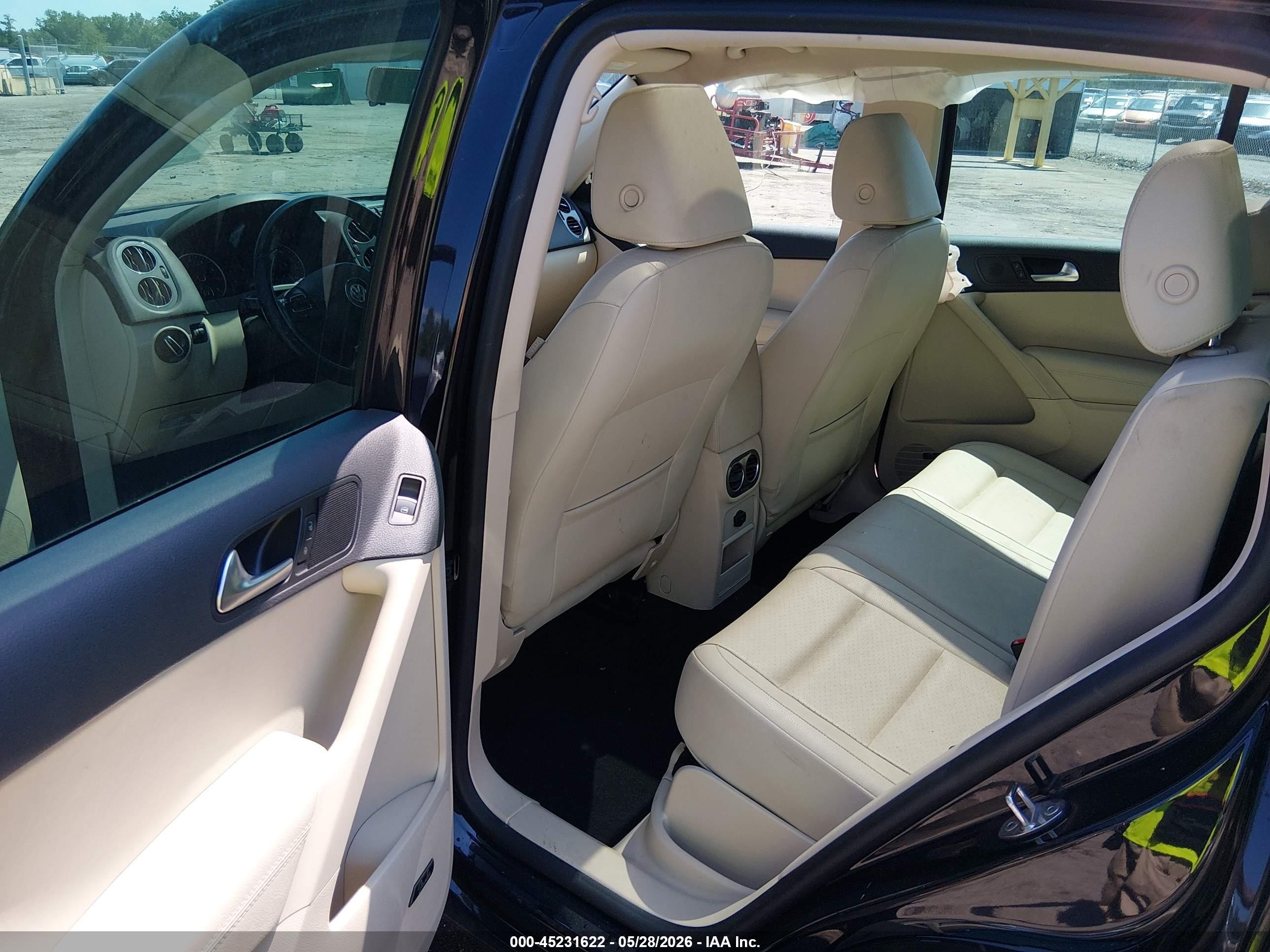 2014 Volkswagen Tiguan Sel Черный vin: WVGBV3AX7EW549282