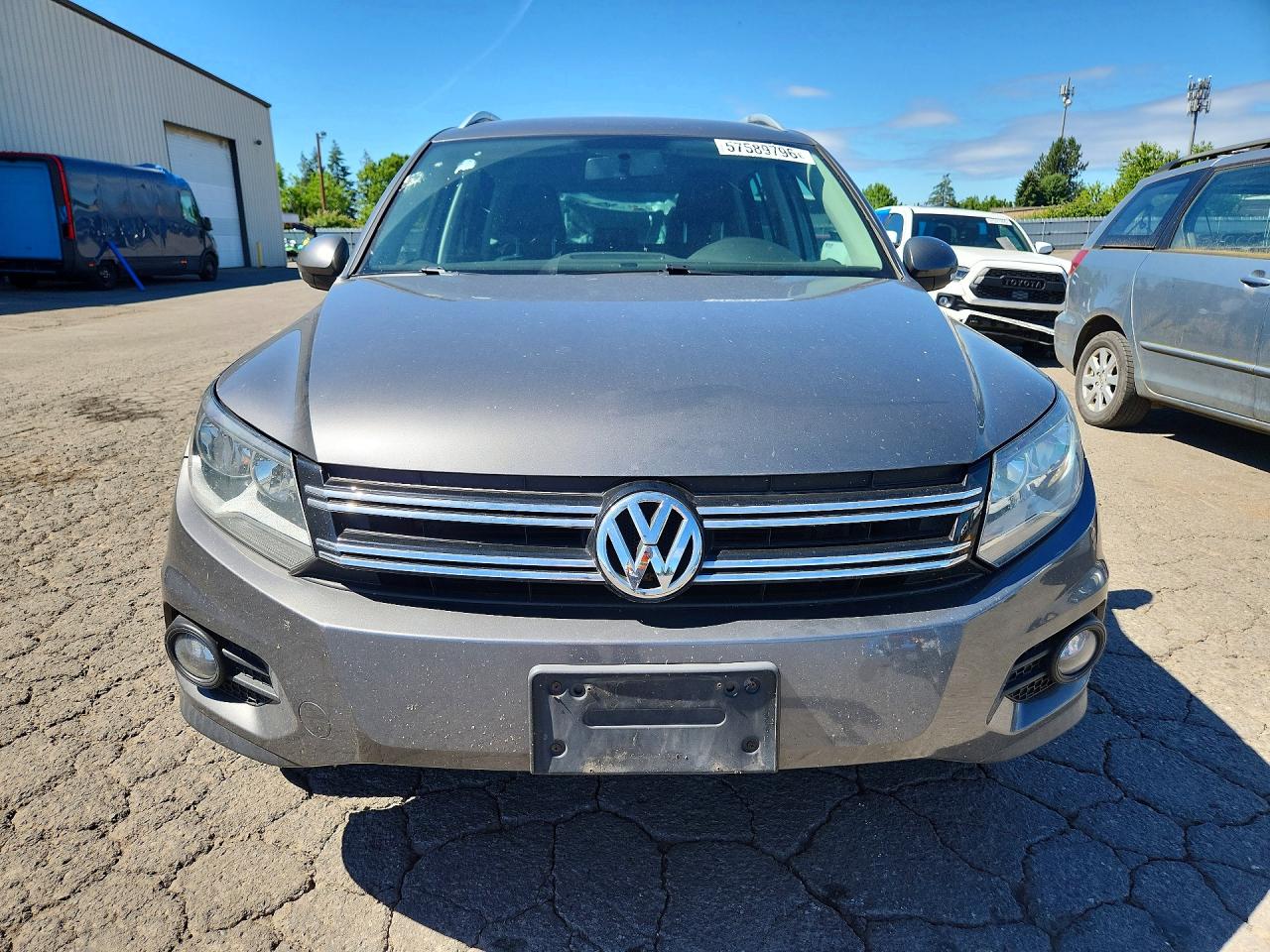 2014 Volkswagen Tiguan S Gray vin: WVGBV3AX7EW559231