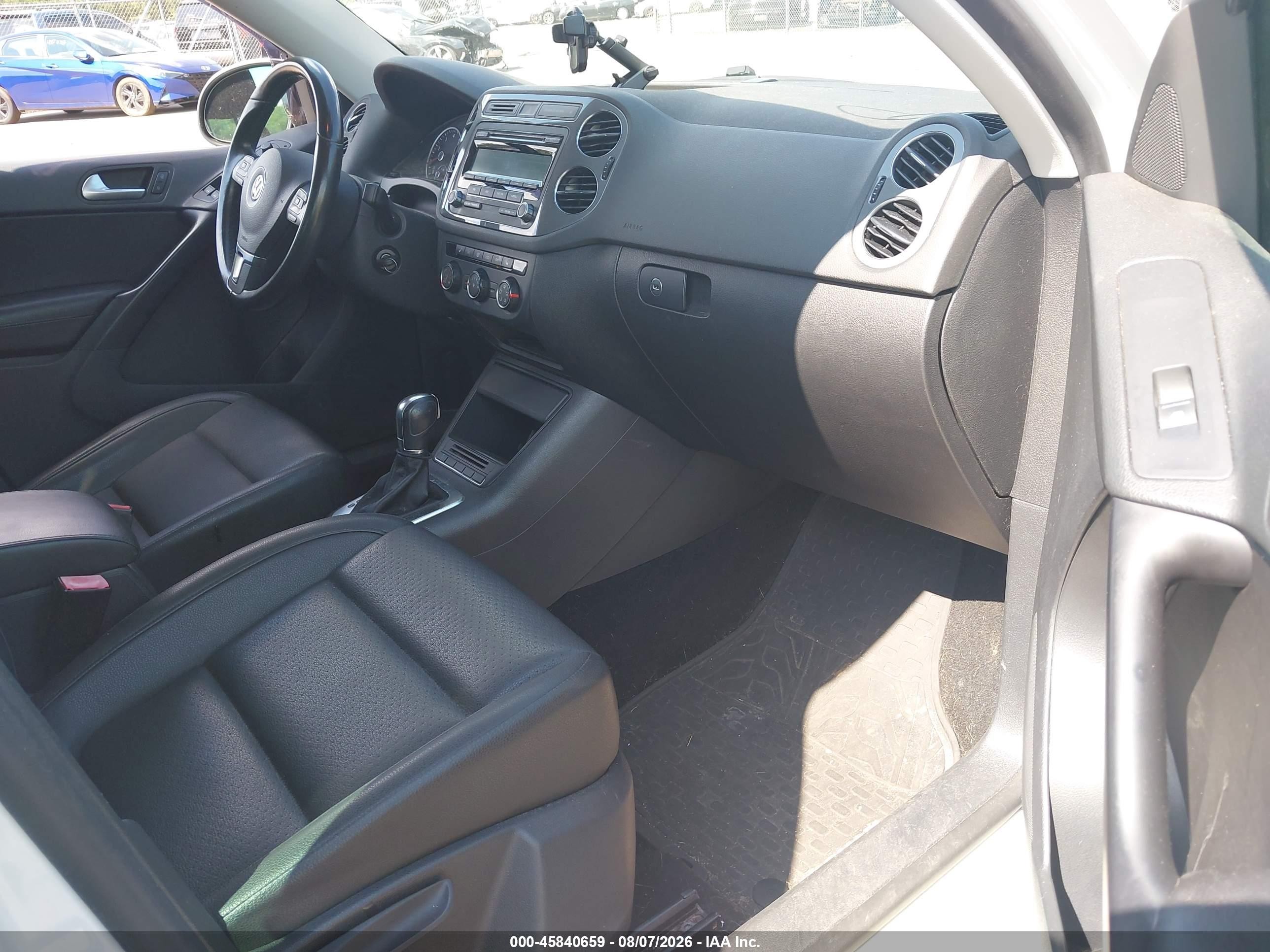 2014 Volkswagen Tiguan Se White vin: WVGBV3AX7EW614602