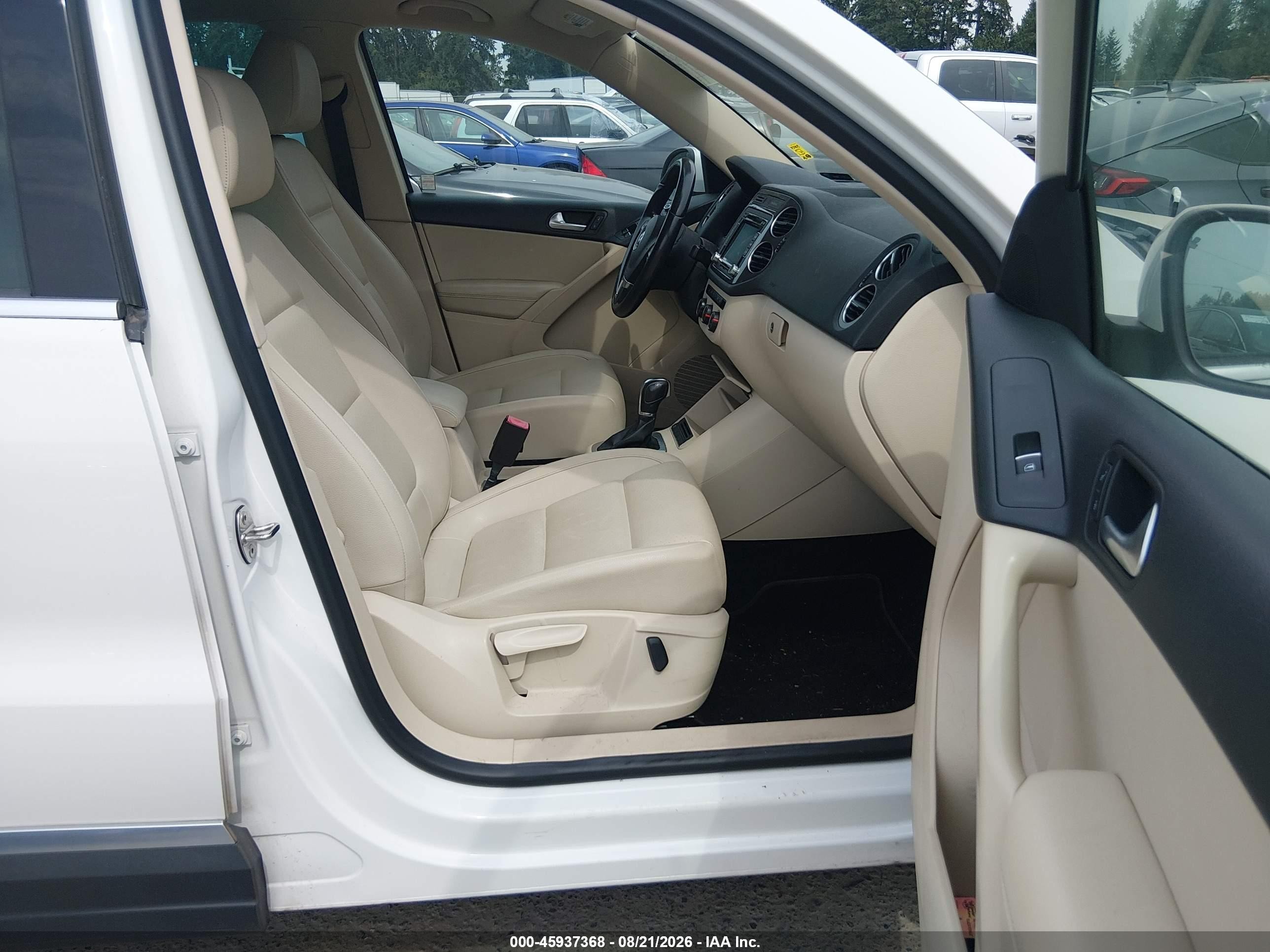2013 Volkswagen Tiguan Se White vin: WVGBV3AX8DW564999