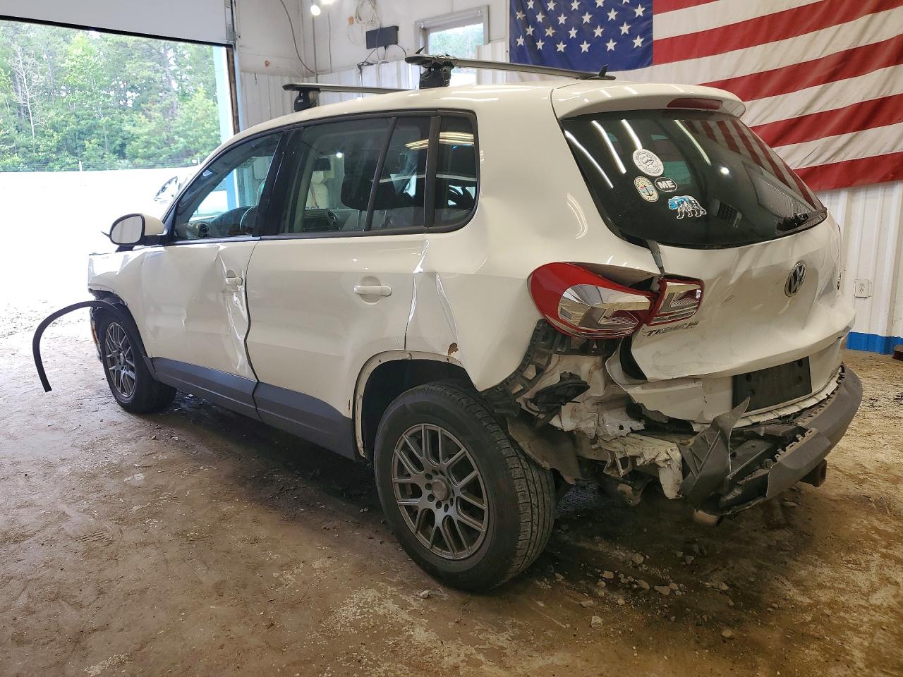 2013 Volkswagen Tiguan S White vin: WVGBV3AX8DW575274