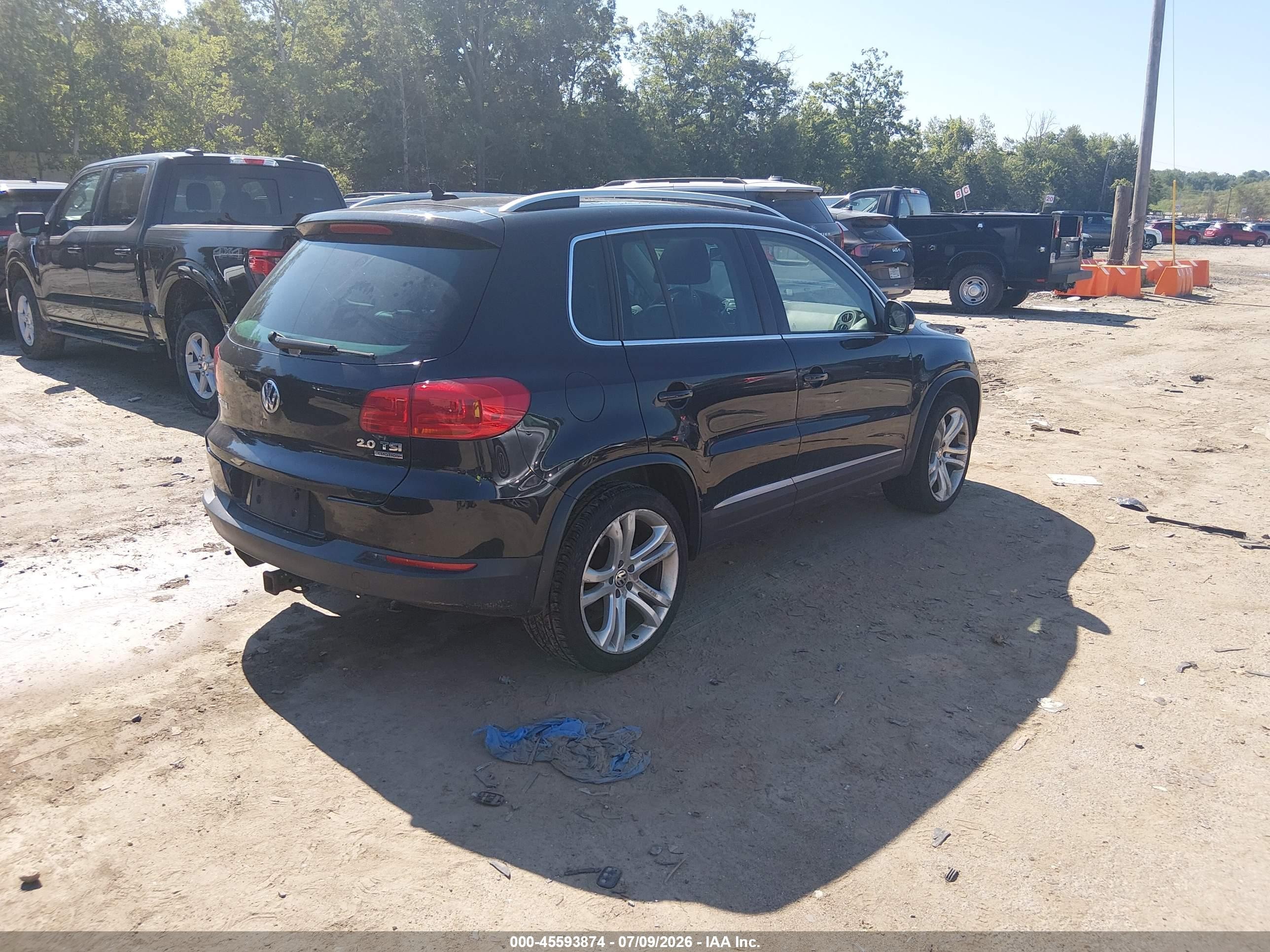 2013 Volkswagen Tiguan Sel Black vin: WVGBV3AX8DW622495