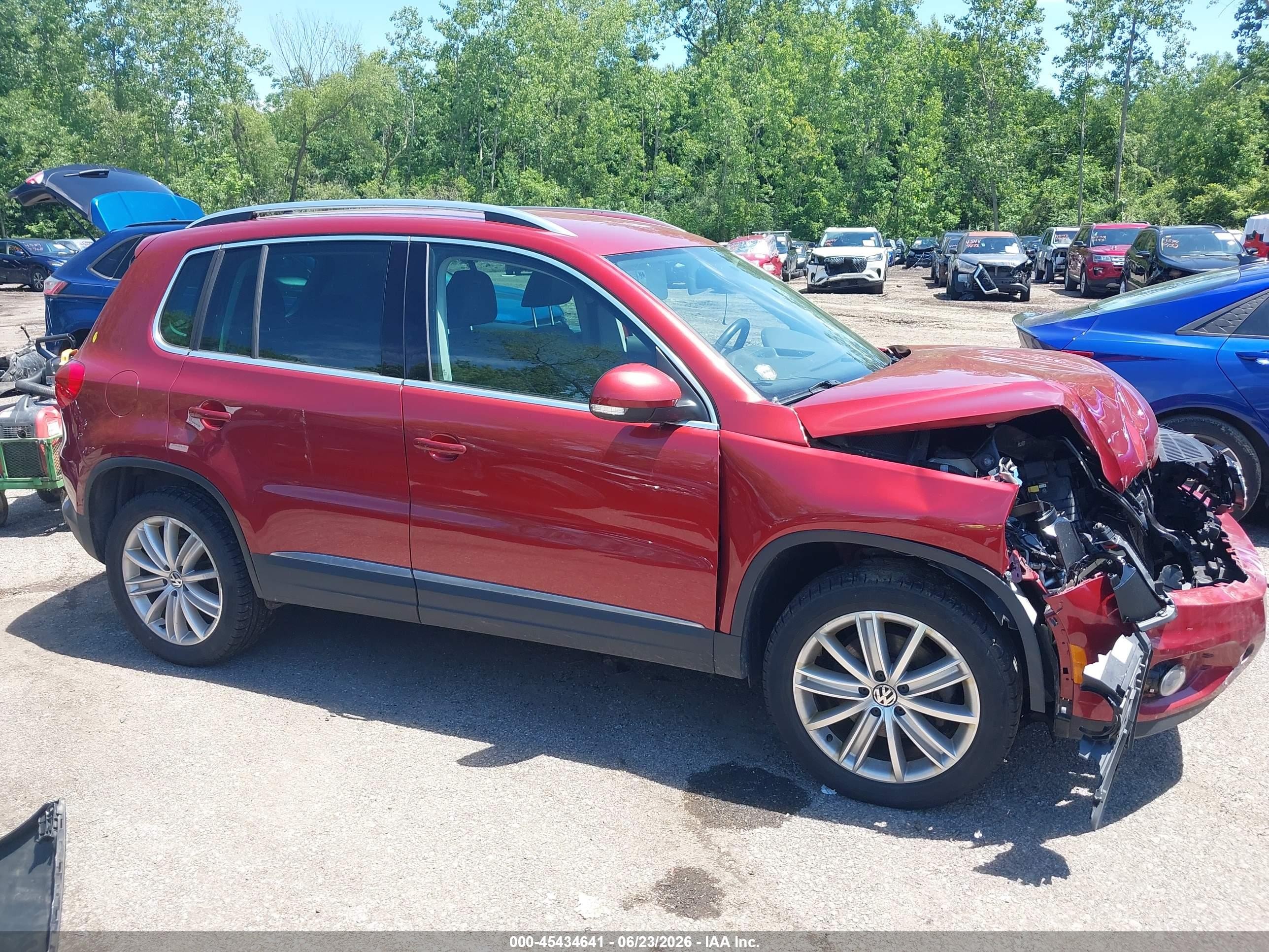 2014 Volkswagen Tiguan Se Red vin: WVGBV3AX8EW120507