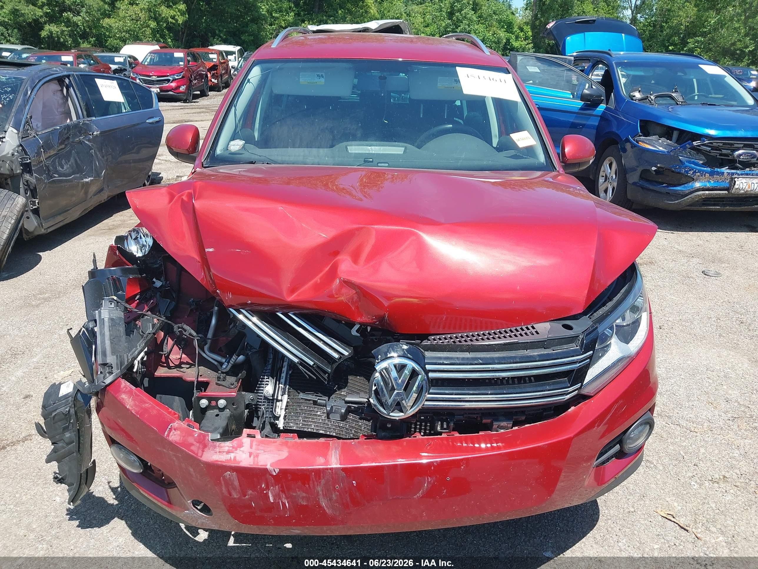 2014 Volkswagen Tiguan Se Red vin: WVGBV3AX8EW120507
