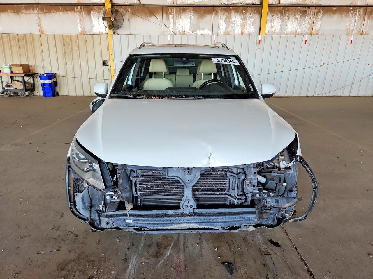 2014 Volkswagen Tiguan S White vin: WVGBV3AX8EW558685