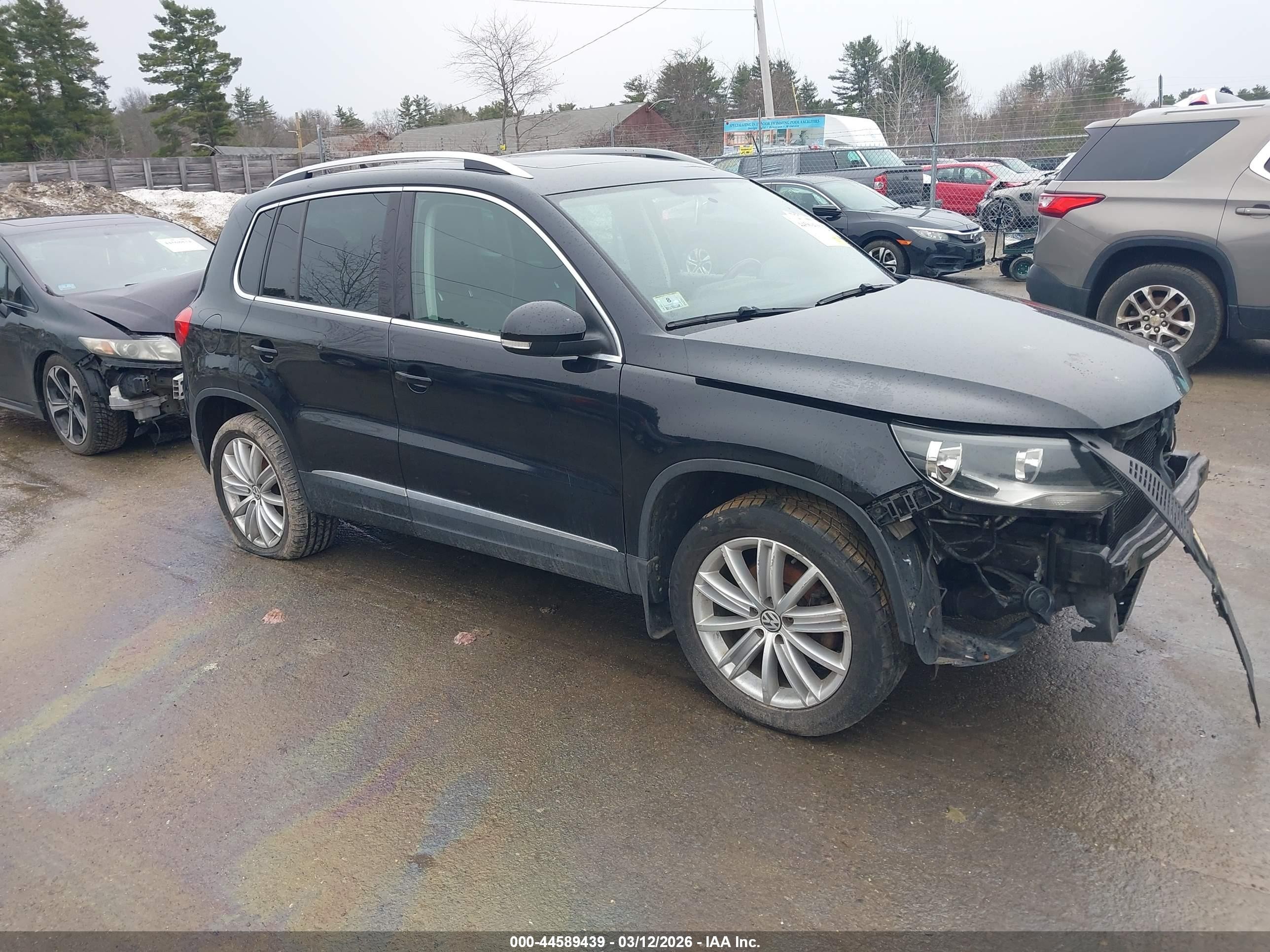 2014 Volkswagen Tiguan Sel Black vin: WVGBV3AX8EW611336