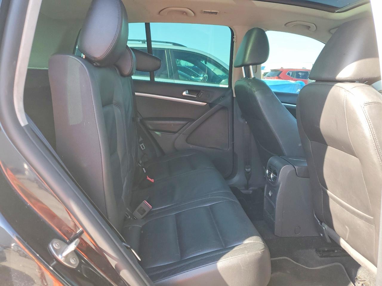 2013 Volkswagen Tiguan S Black vin: WVGBV3AX9DW059814