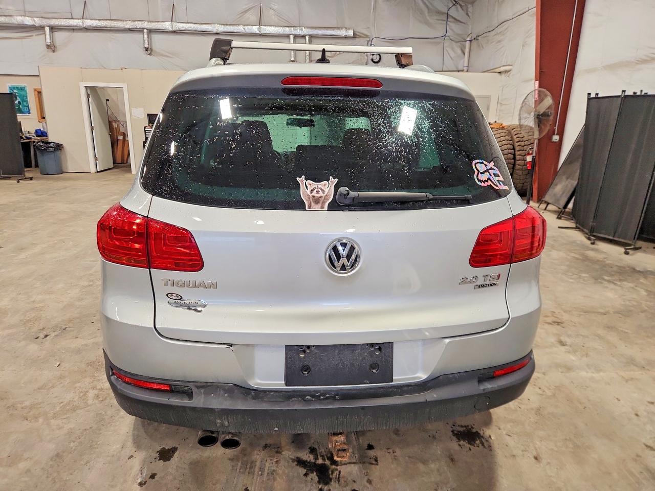 2013 Volkswagen Tiguan S Silver vin: WVGBV3AX9DW563697