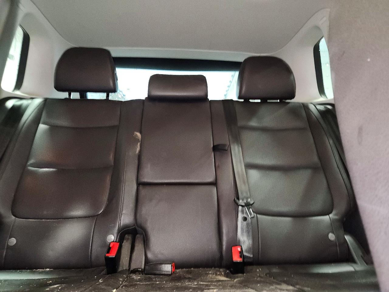 2013 Volkswagen Tiguan S Silver vin: WVGBV3AX9DW563697
