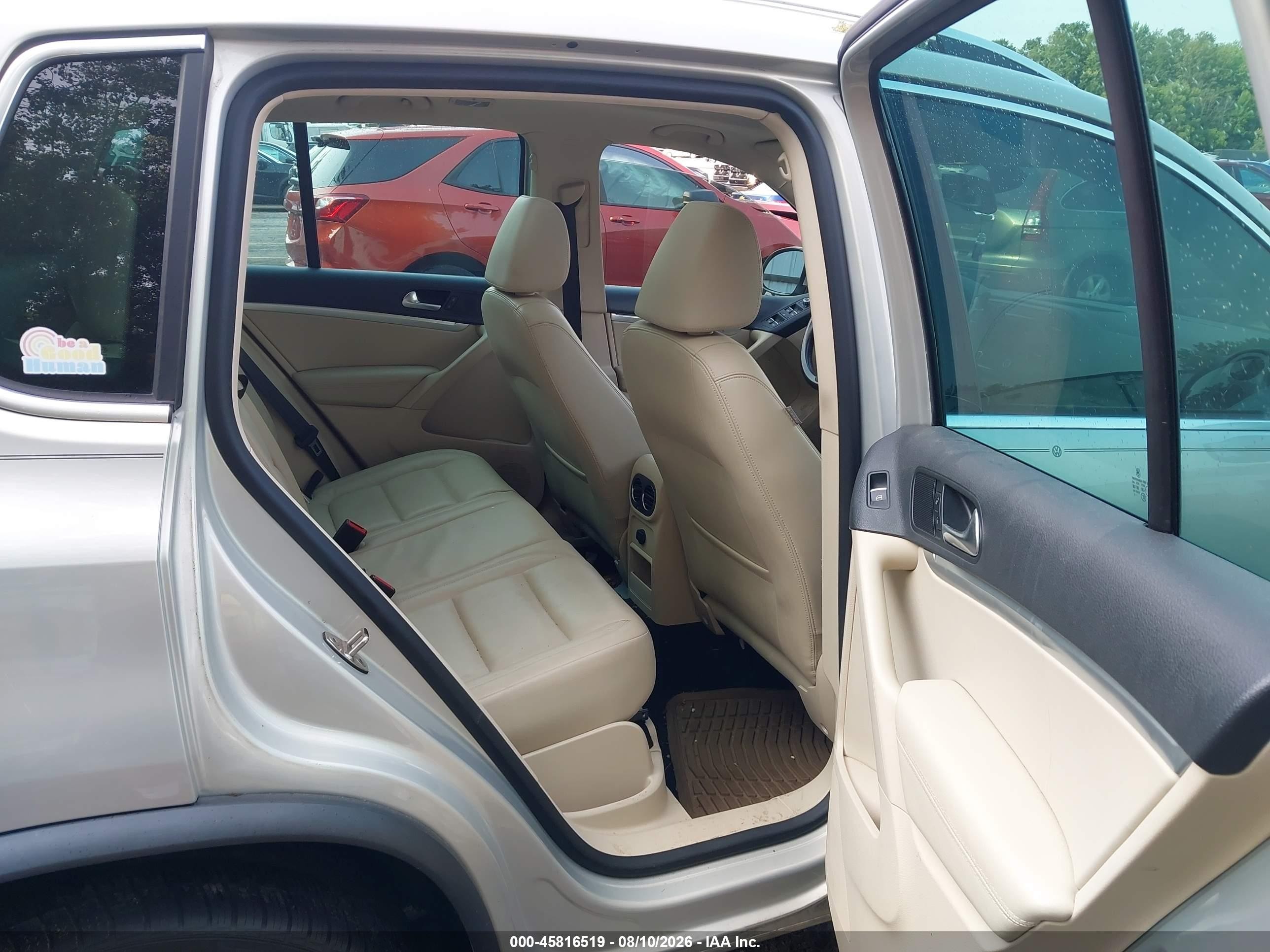 2013 Volkswagen Tiguan Sel Серебряный vin: WVGBV3AX9DW624160