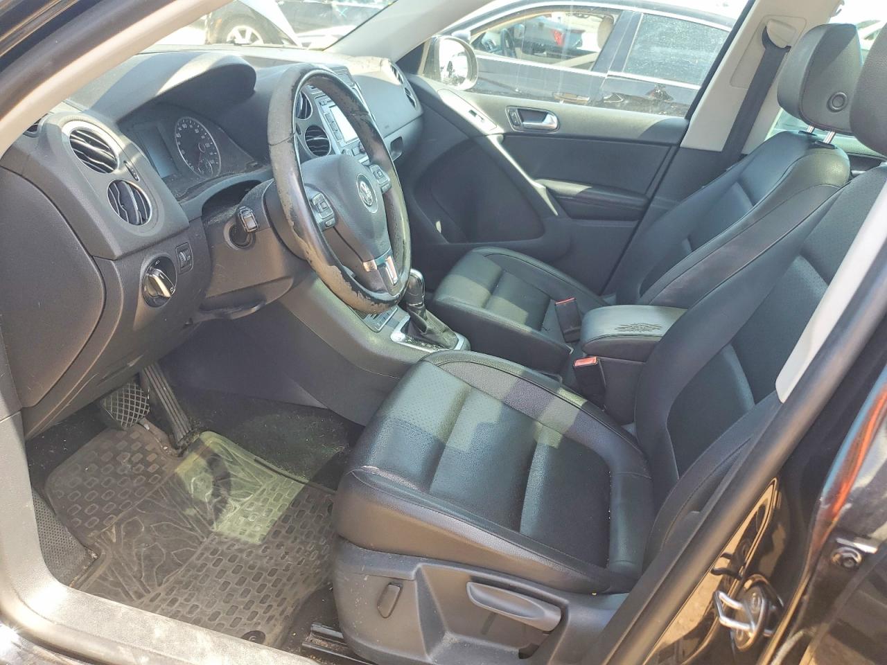 2013 Volkswagen Tiguan S Black vin: WVGBV3AX9DW625731