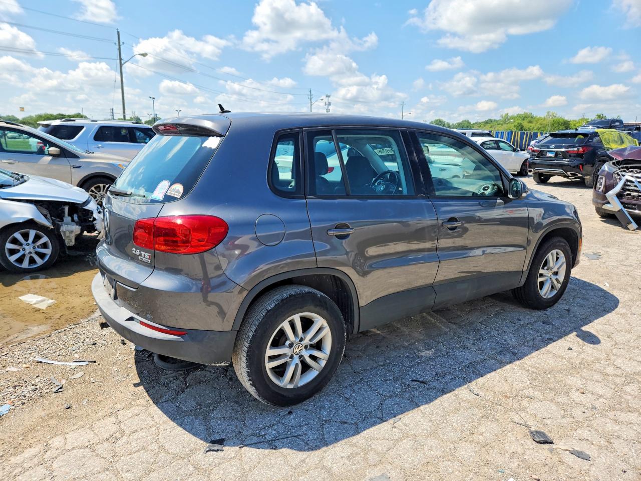 2014 Volkswagen Tiguan Gray vin: WVGBV3AX9EW523251