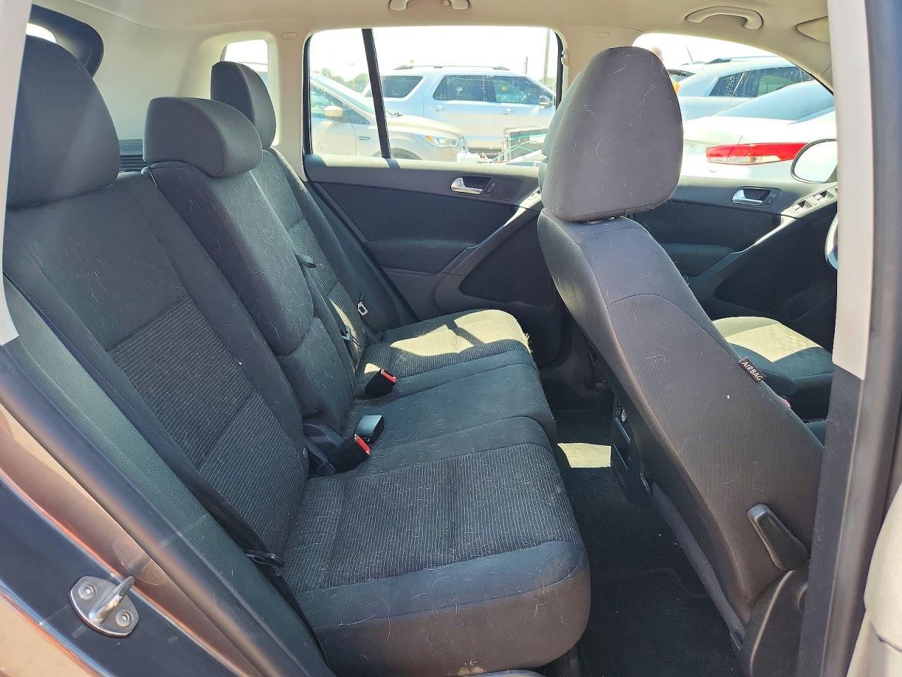 2014 Volkswagen Tiguan Gray vin: WVGBV3AX9EW523251