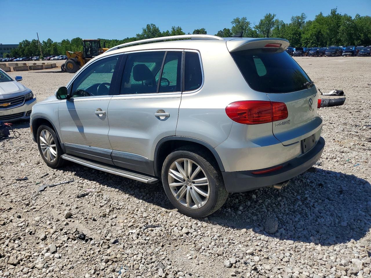 2014 Volkswagen Tiguan S Silver vin: WVGBV3AX9EW535822