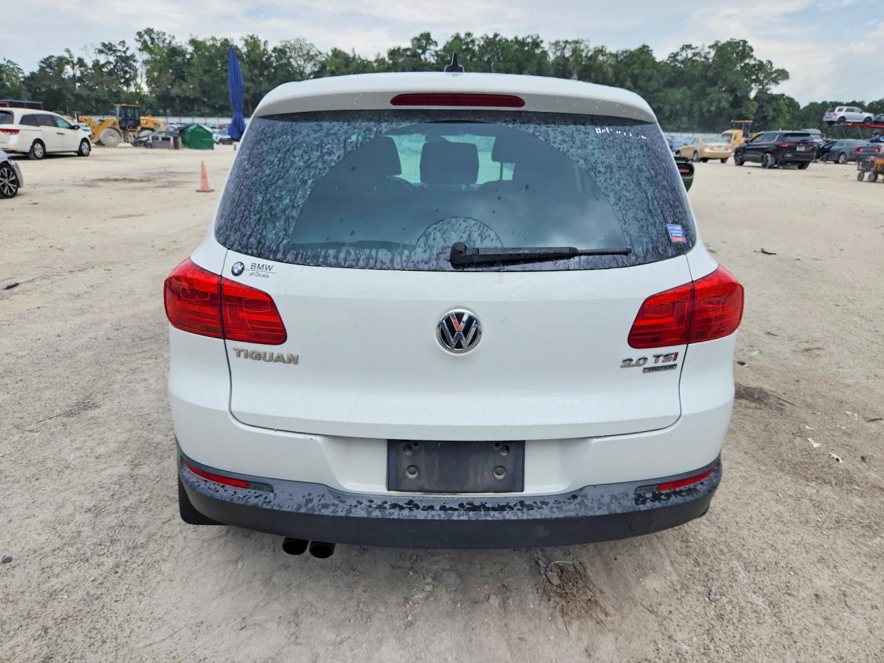 2014 Volkswagen Tiguan S White vin: WVGBV3AX9EW603388
