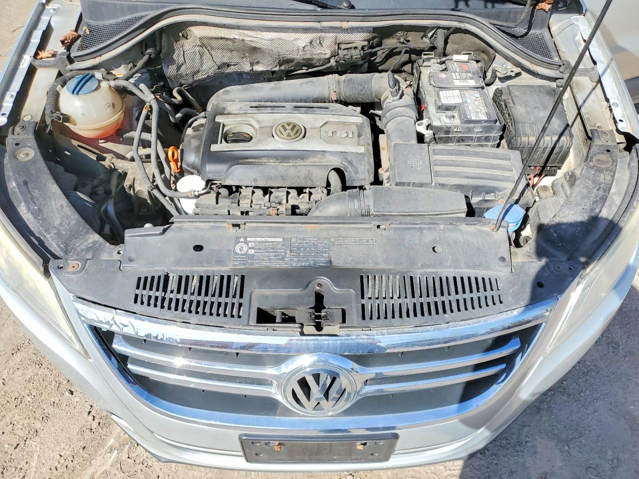 2009 Volkswagen Tiguan Se Silver vin: WVGBV75N09W001193