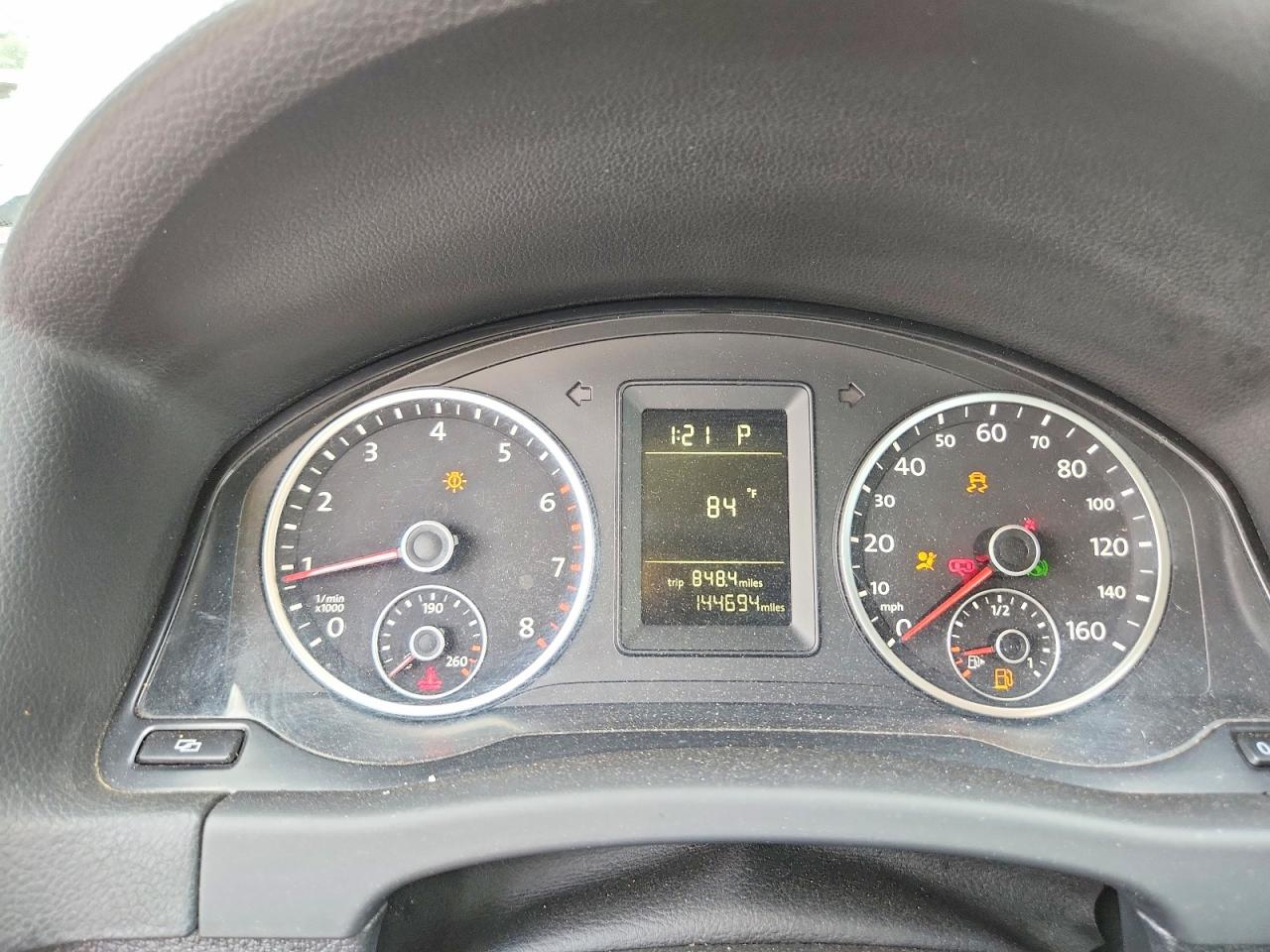 2010 Volkswagen Tiguan Se Silver vin: WVGBV7AX0AW524449