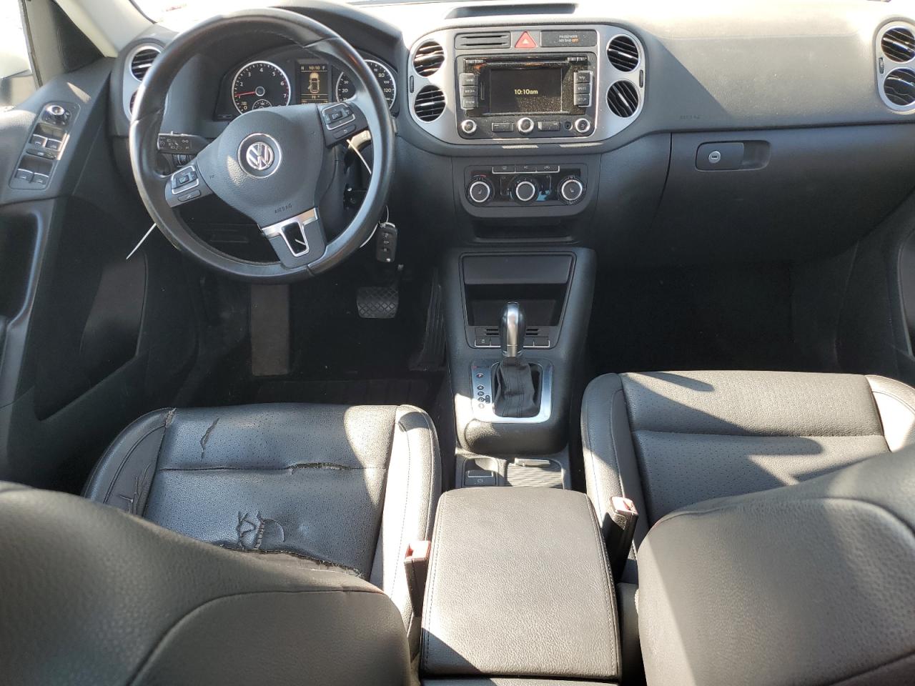 2011 Volkswagen Tiguan S White vin: WVGBV7AX0BW569487