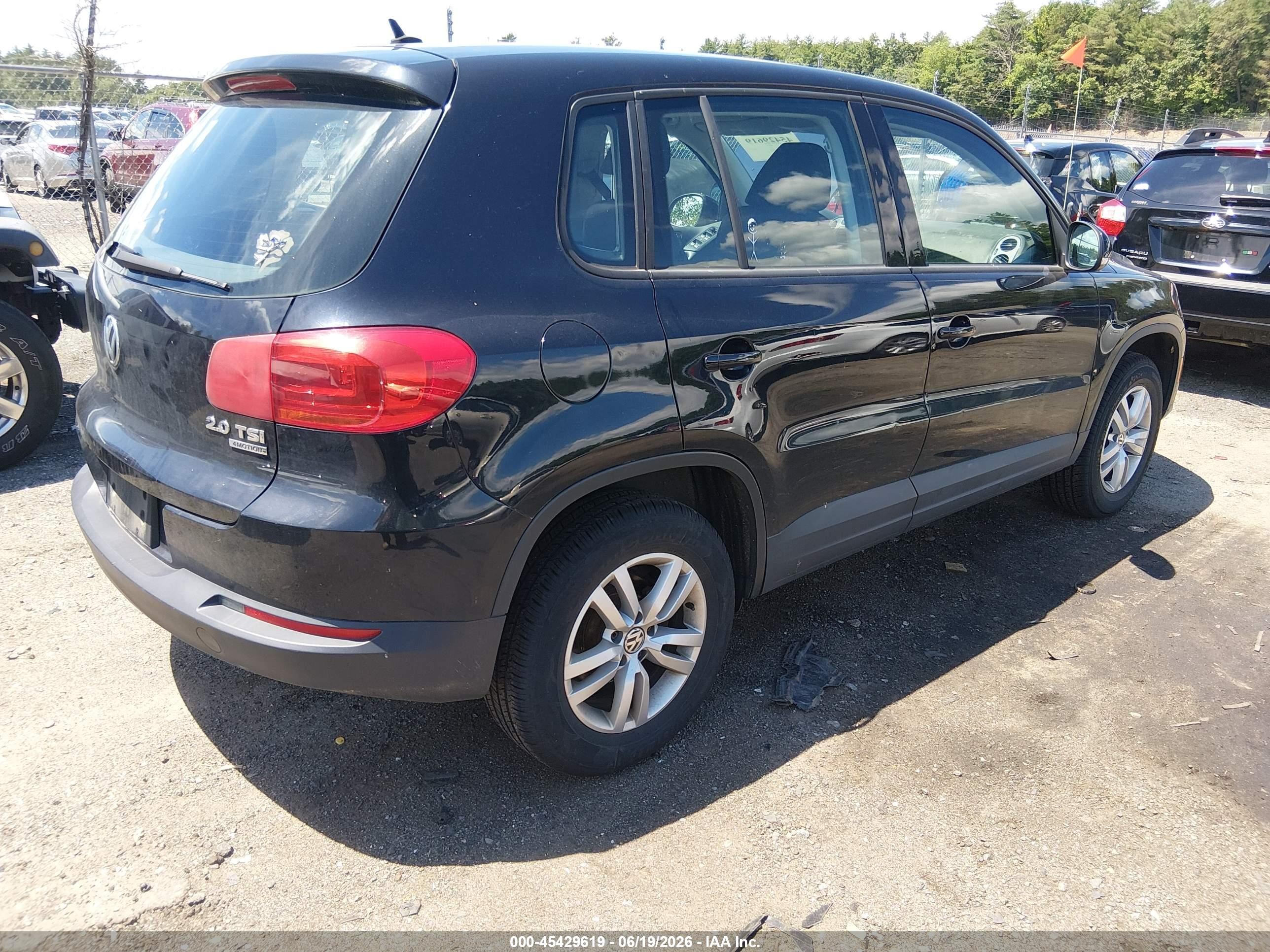 2012 Volkswagen Tiguan S Black vin: WVGBV7AX0CW506598