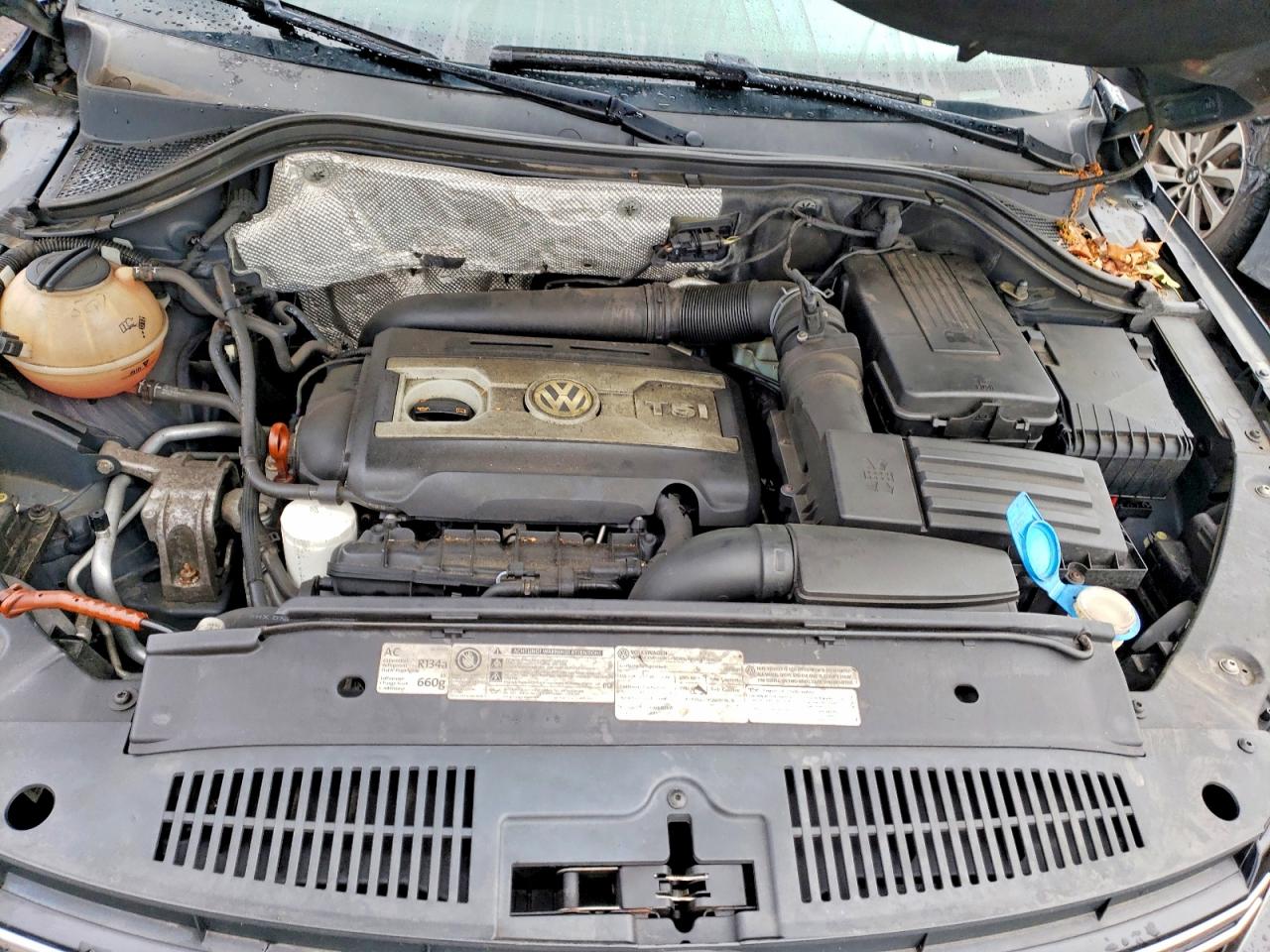 2012 Volkswagen Tiguan S Черный vin: WVGBV7AX0CW572052