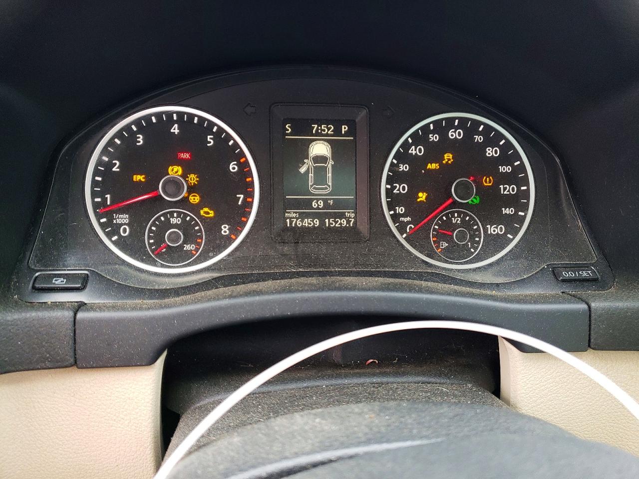 2012 Volkswagen Tiguan S Черный vin: WVGBV7AX0CW572052
