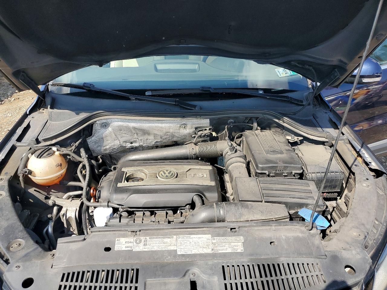 2012 Volkswagen Tiguan S Синий vin: WVGBV7AX0CW598862