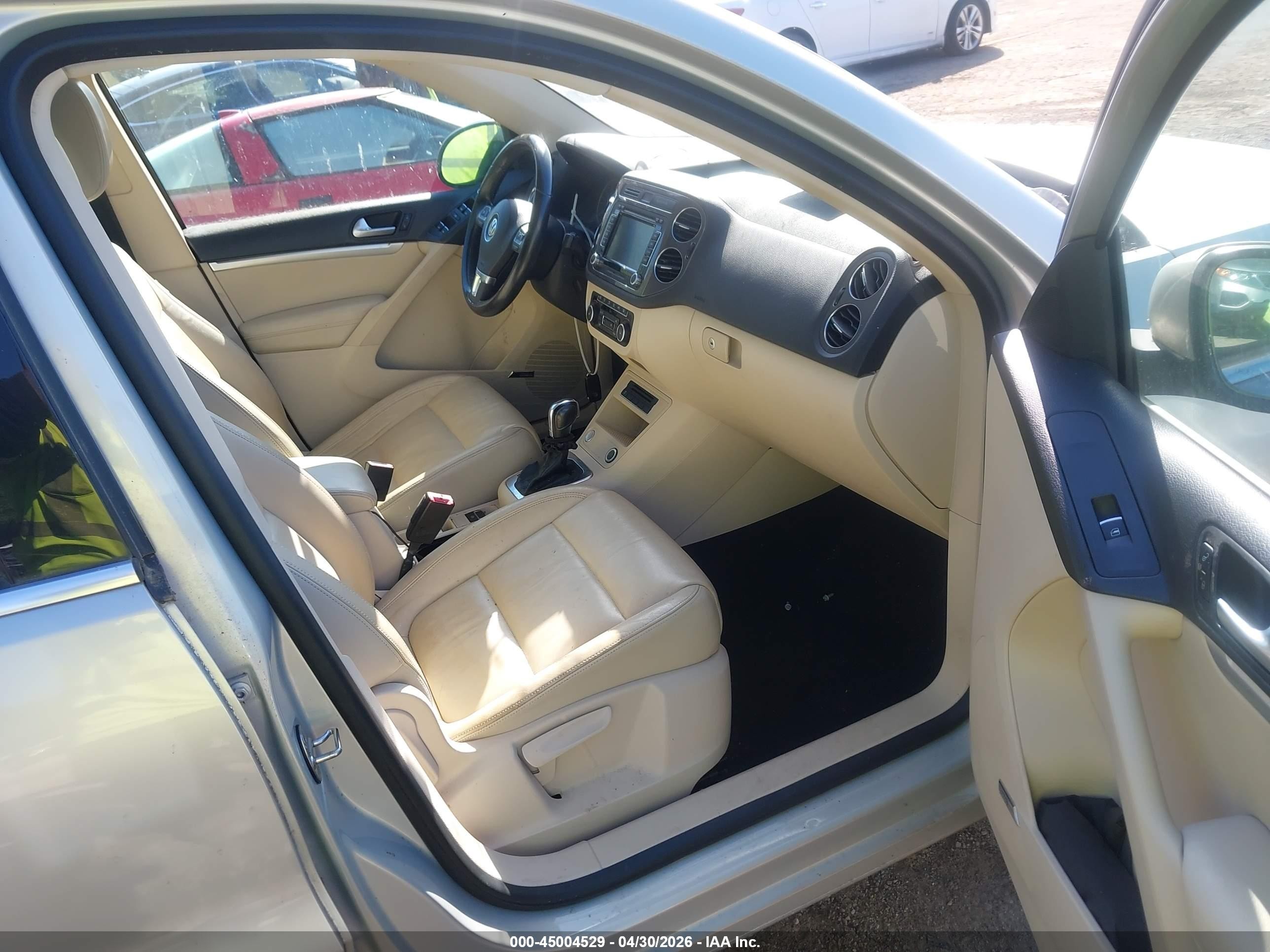 2012 Volkswagen Tiguan Sel Silver vin: WVGBV7AX0CW609455