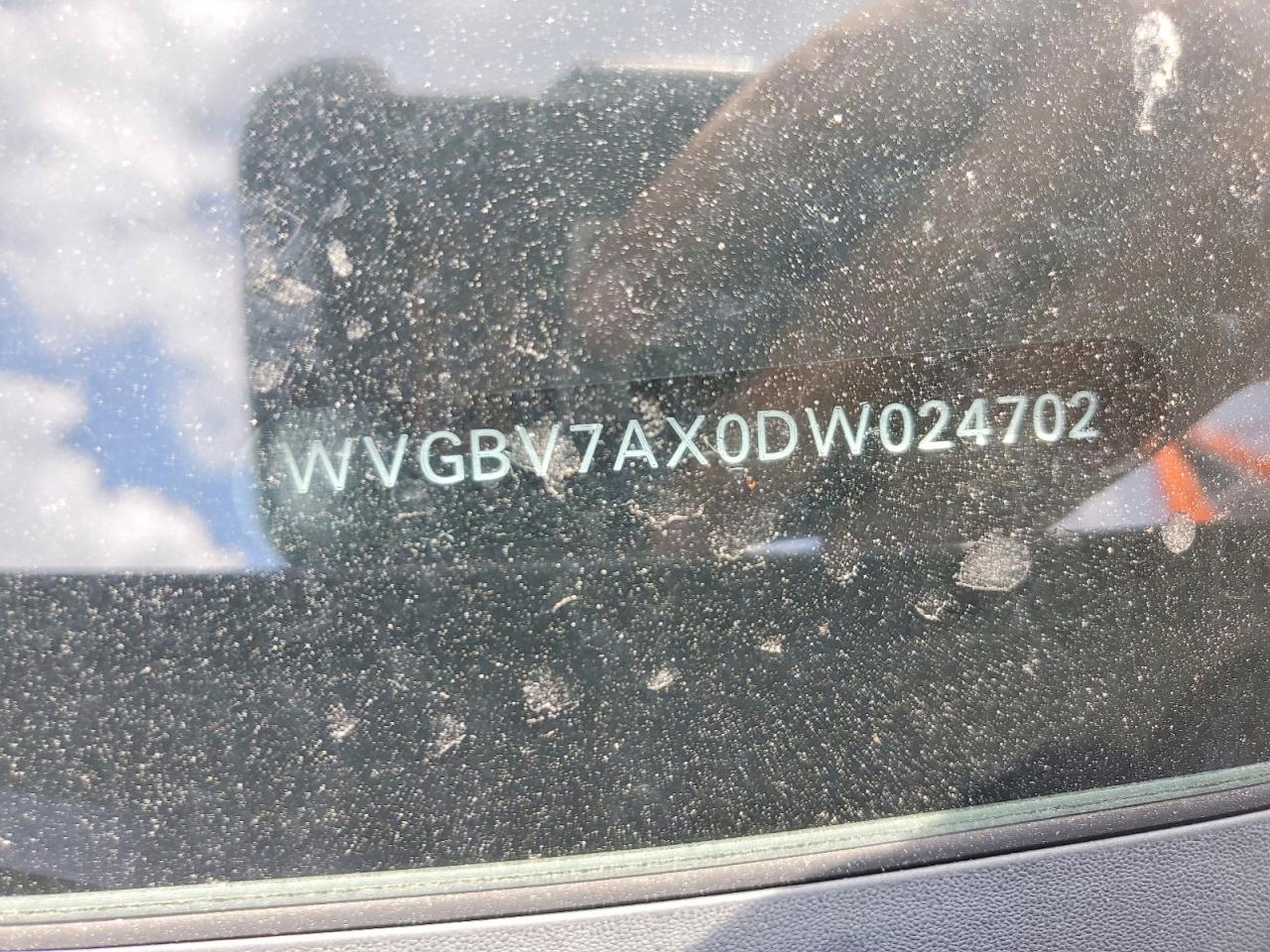 2013 Volkswagen Tiguan S/se/sel Gray vin: WVGBV7AX0DW024702