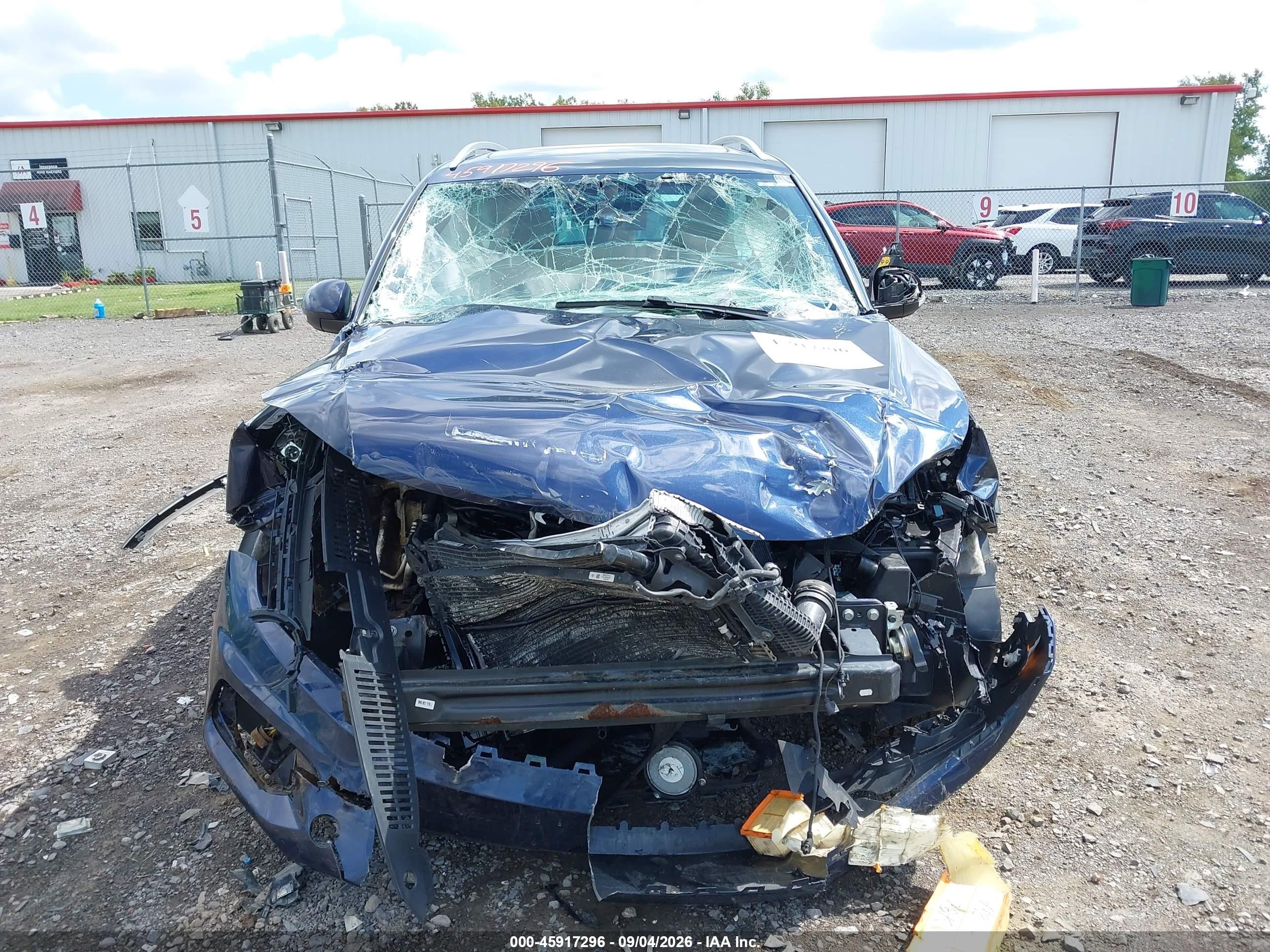 2015 Volkswagen Tiguan R-line Blue vin: WVGBV7AX0FW088807