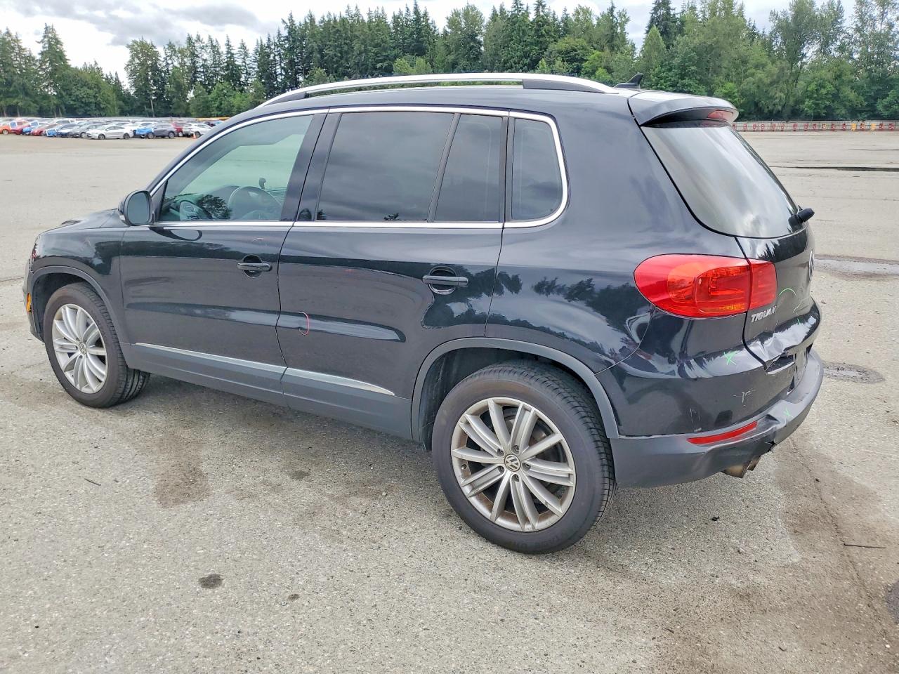 2015 Volkswagen Tiguan S Black vin: WVGBV7AX0FW505505