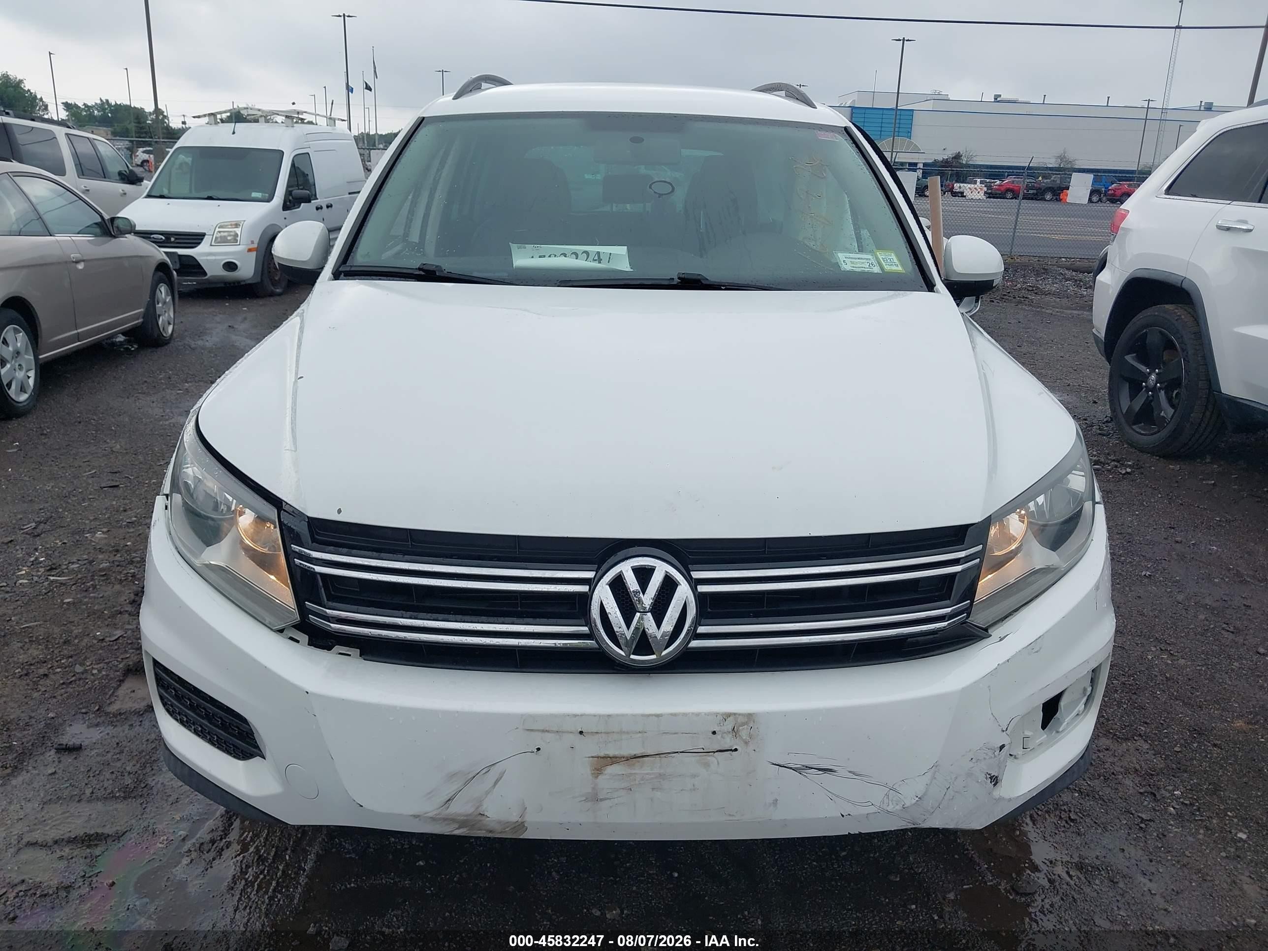 2015 Volkswagen Tiguan Se White vin: WVGBV7AX0FW568622