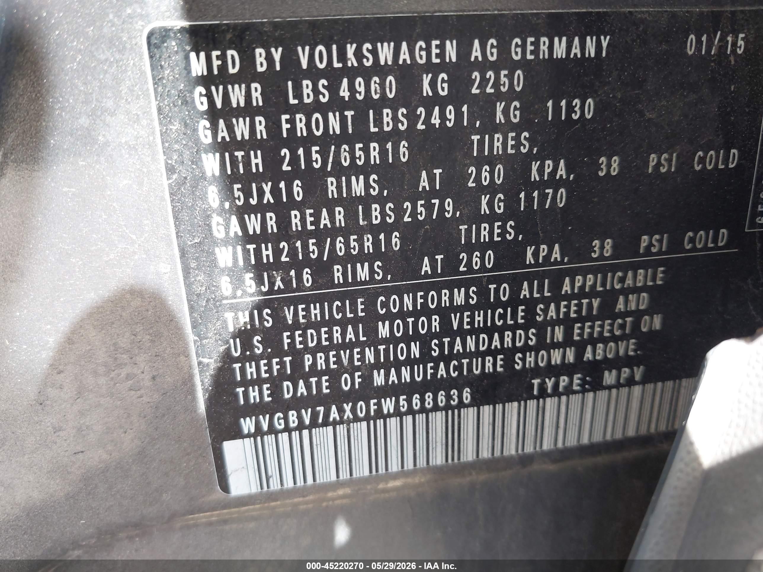 2015 Volkswagen Tiguan S Серый vin: WVGBV7AX0FW568636