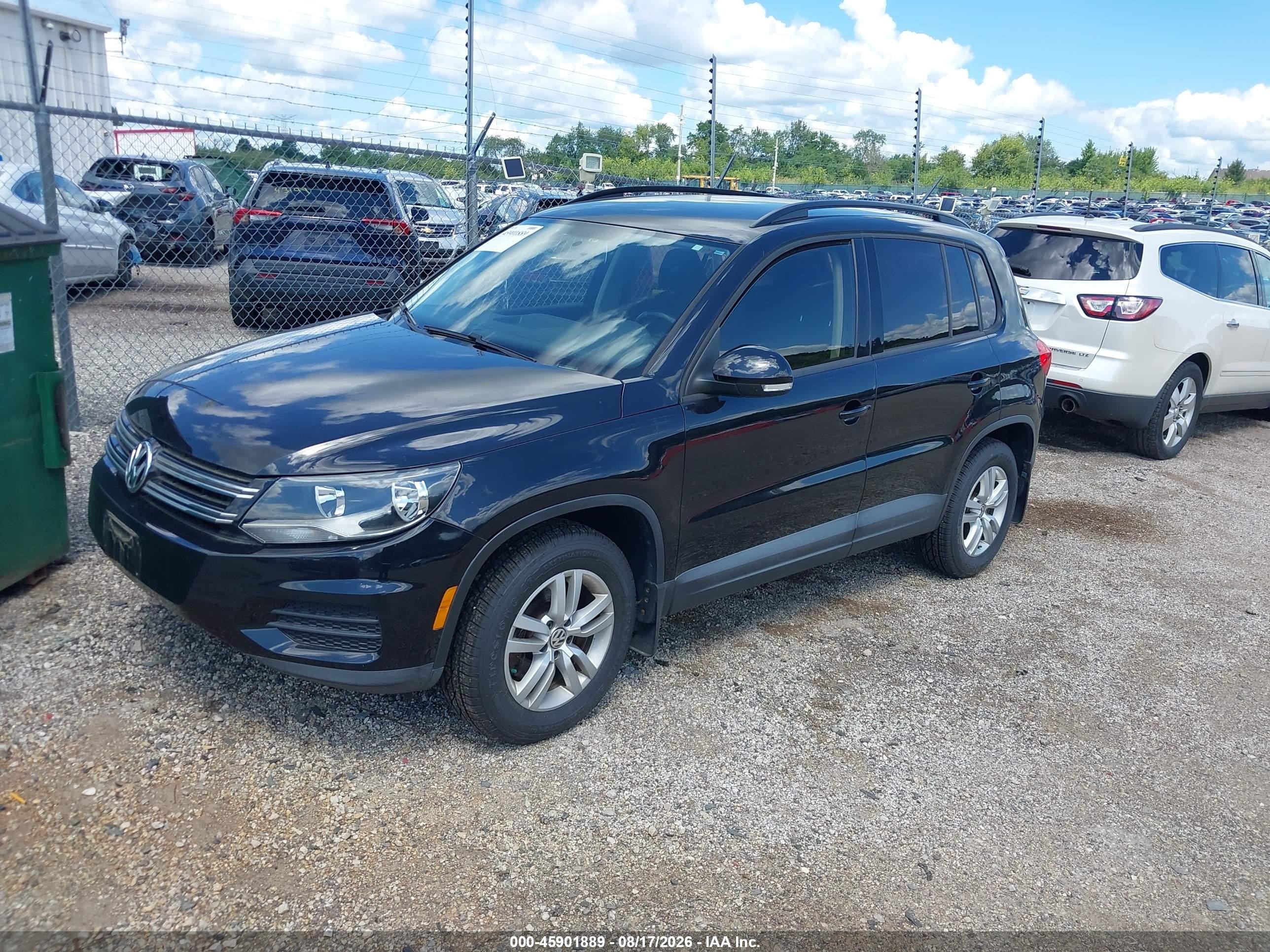 2015 Volkswagen Tiguan S Black vin: WVGBV7AX0FW585419