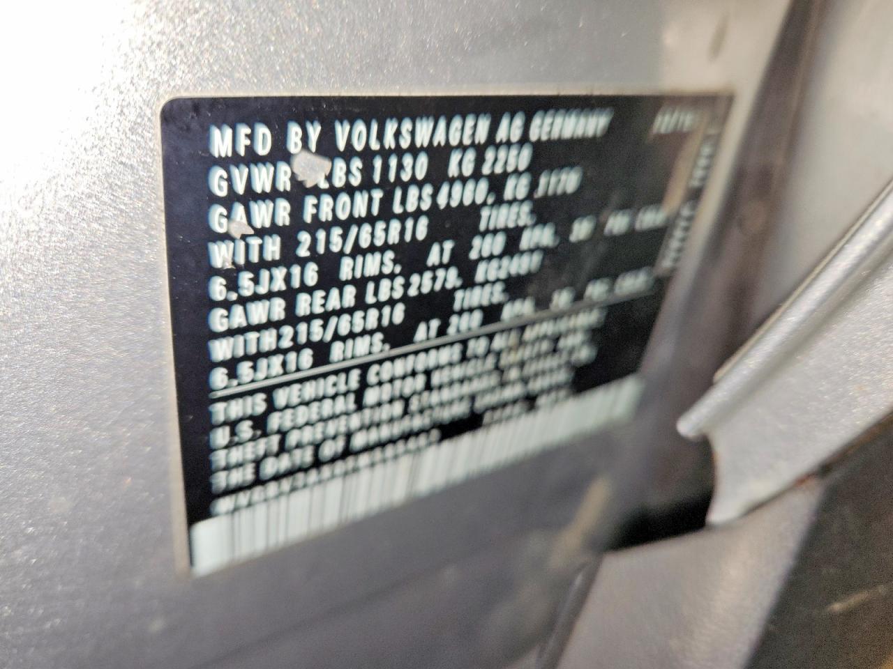 2015 Volkswagen Tiguan S Silver vin: WVGBV7AX0FW585467