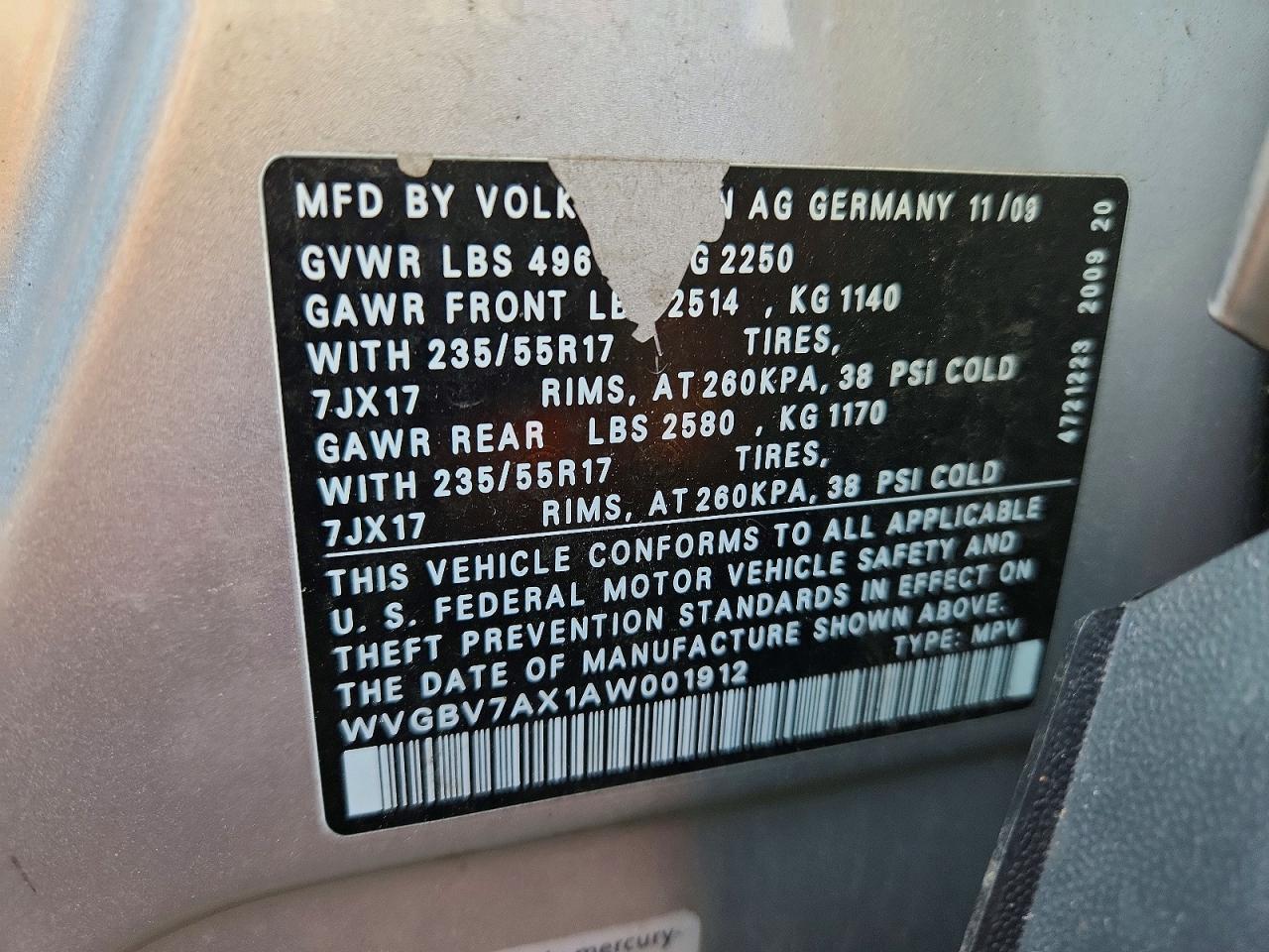 2010 Volkswagen Tiguan Se Silver vin: WVGBV7AX1AW001912