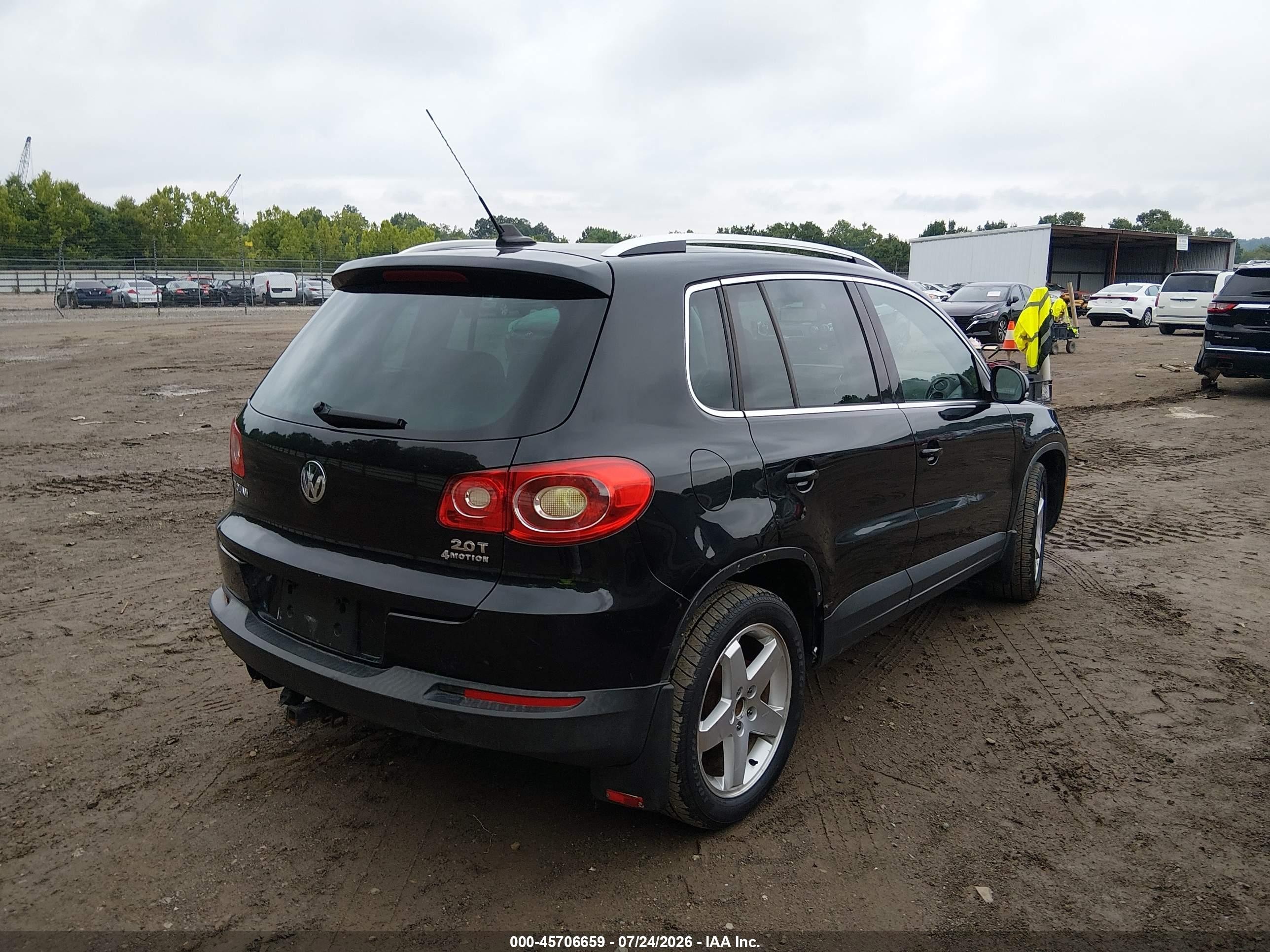 2011 Volkswagen Tiguan Sel Черный vin: WVGBV7AX1BW525014