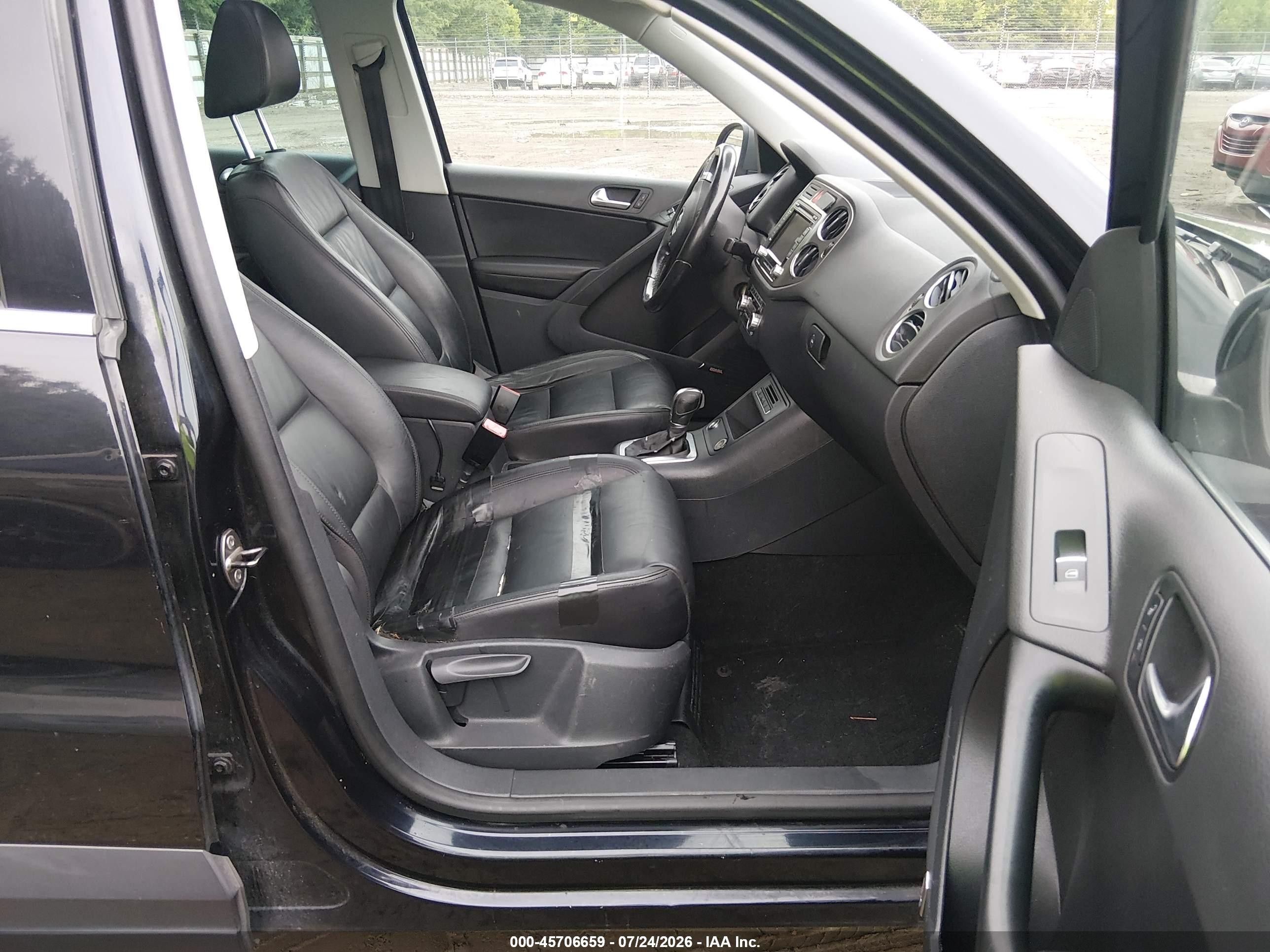 2011 Volkswagen Tiguan Sel Черный vin: WVGBV7AX1BW525014