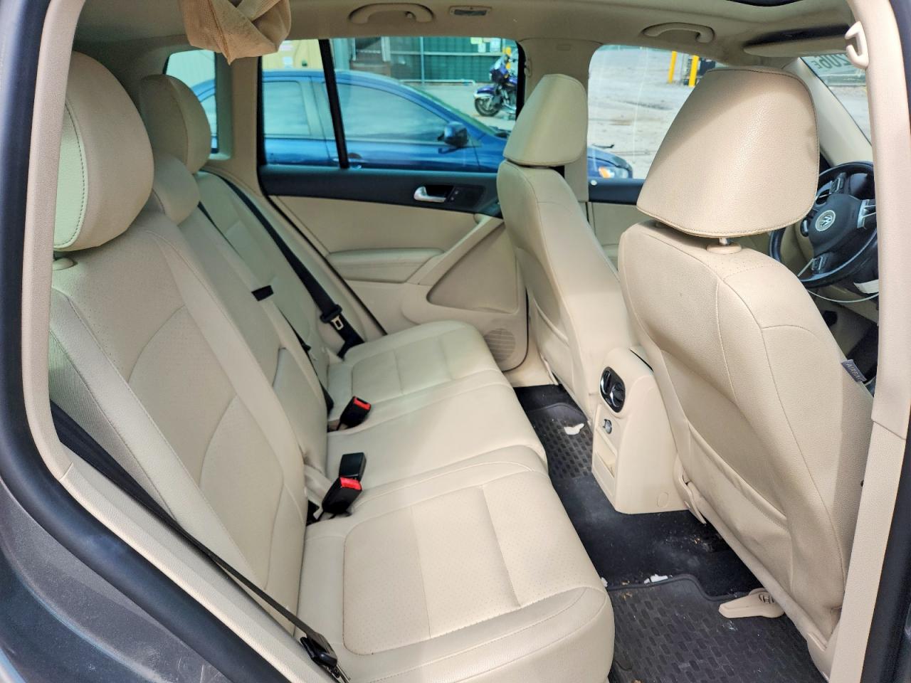 2012 Volkswagen Tiguan S Black vin: WVGBV7AX1CW005736