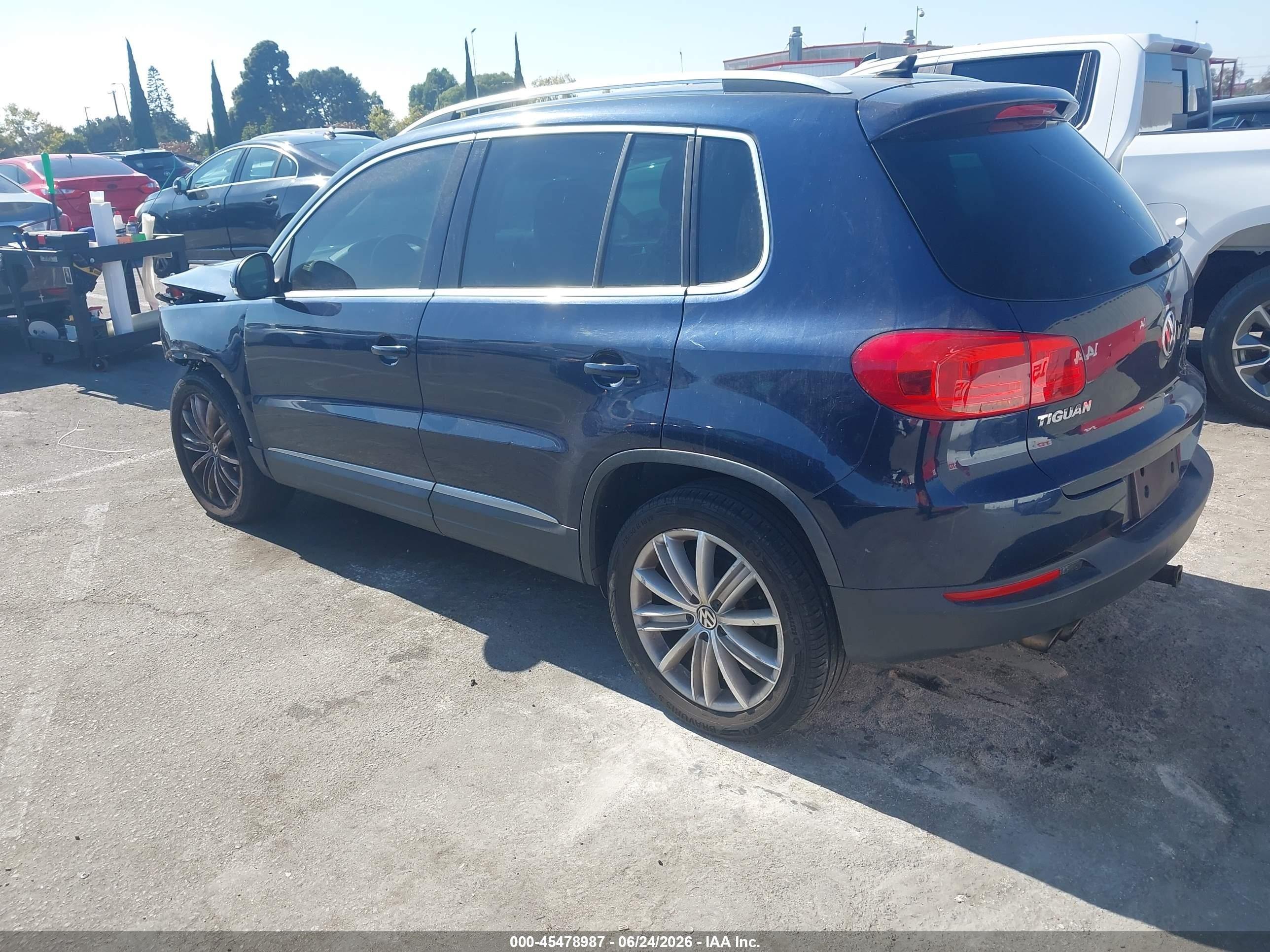 2012 Volkswagen Tiguan Se Dark Blue vin: WVGBV7AX1CW509722
