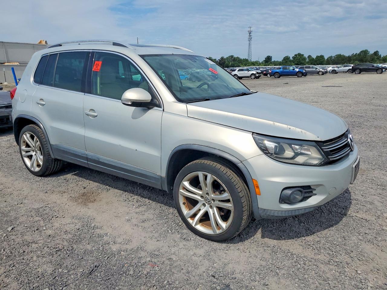 2012 Volkswagen Tiguan S Silver vin: WVGBV7AX1CW580841