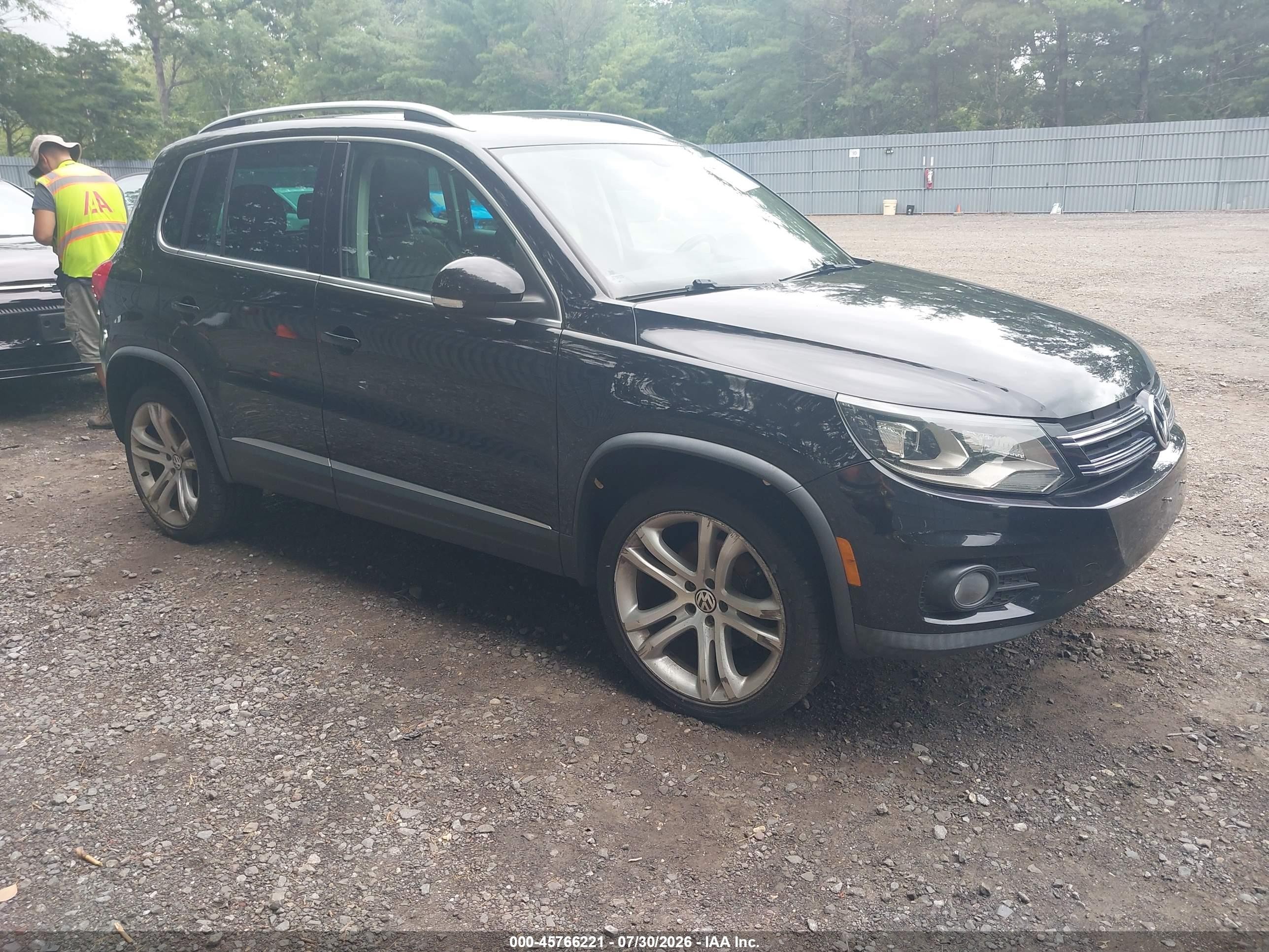 2013 Volkswagen Tiguan Sel Black vin: WVGBV7AX1DW524321