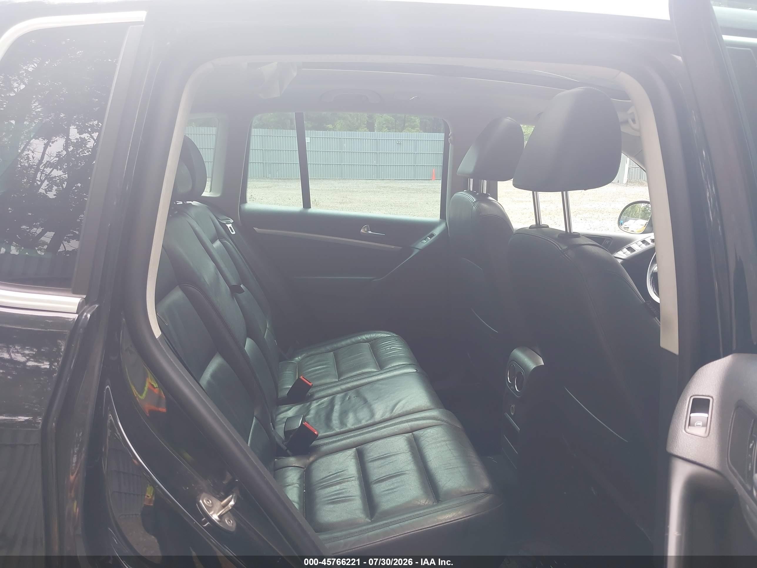 2013 Volkswagen Tiguan Sel Black vin: WVGBV7AX1DW524321